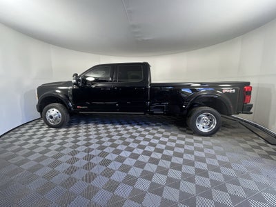 2026 Ford Super Duty F-450 DRW PLATINUM 4WD Crew Cab 8' Box