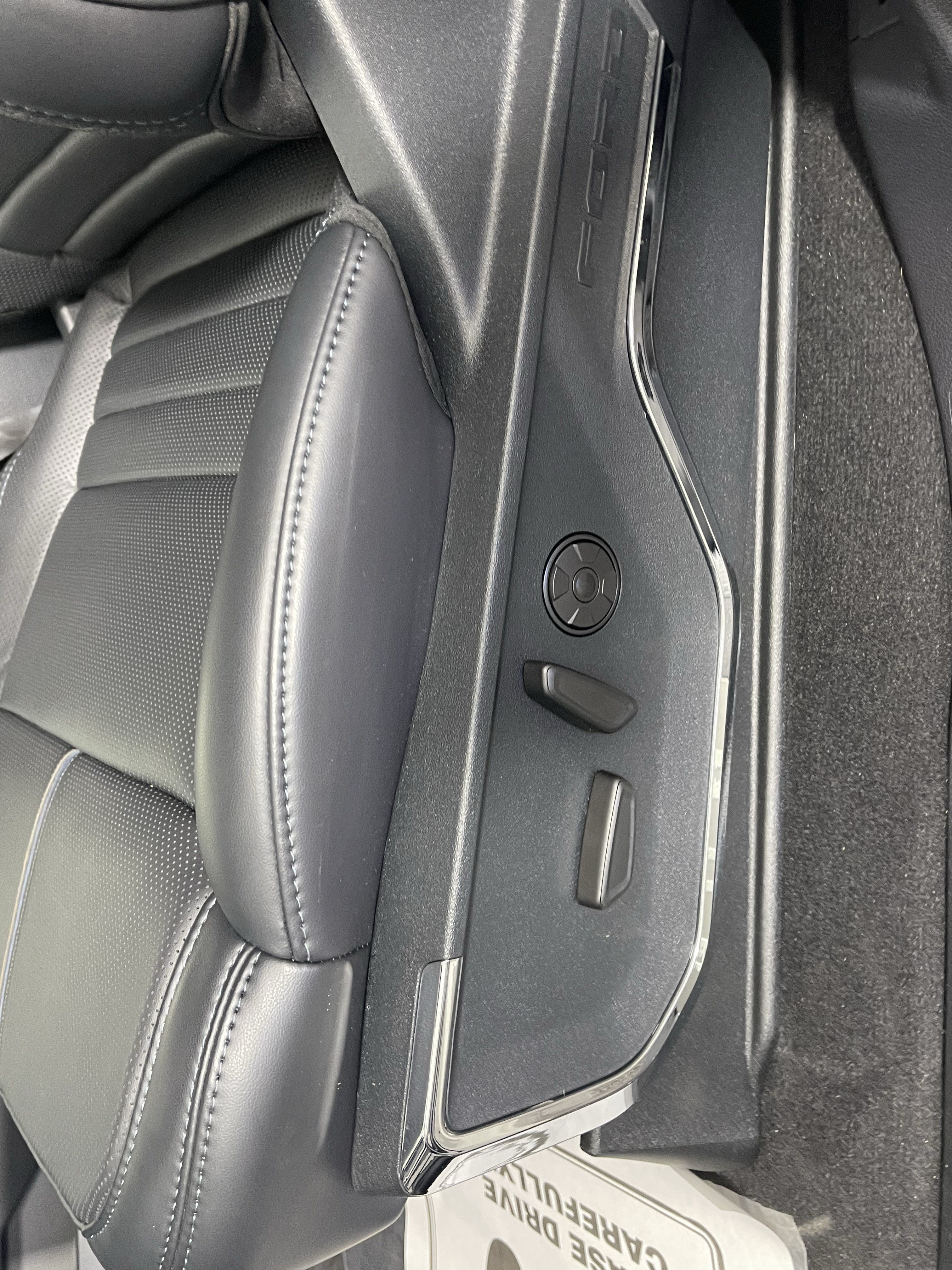 2026 Ford Super Duty F-450 DRW PLATINUM 4WD Crew Cab 8' Box