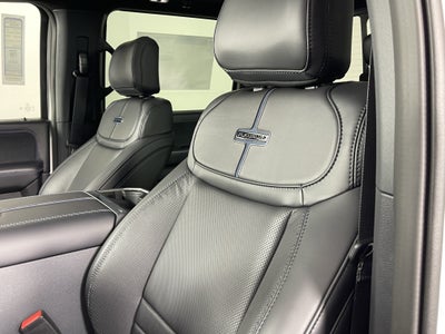 2026 Ford Super Duty F-450 DRW PLATINUM 4WD Crew Cab 8' Box
