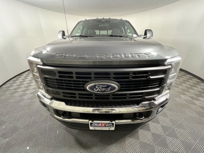 2026 Ford Super Duty F-450 DRW XL 4WD Crew Cab 8' Box
