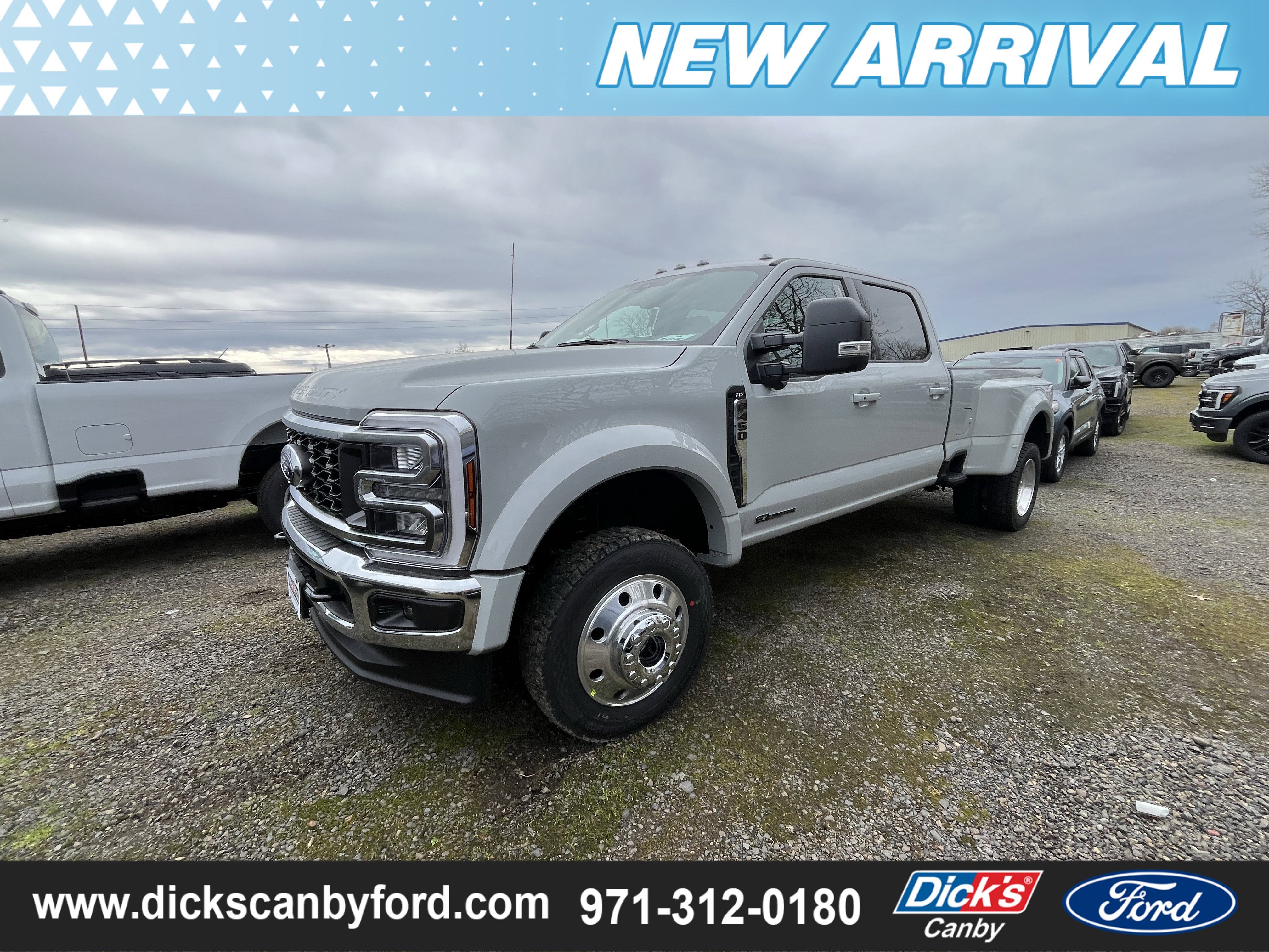2026 Ford Super Duty F-450 DRW XLT 4WD Crew Cab 8' Box