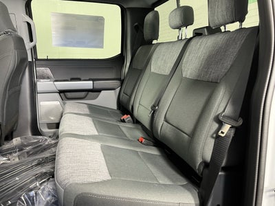 2026 Ford Super Duty F-450 DRW XLT 4WD Crew Cab 8' Box