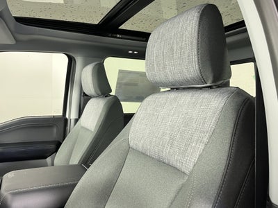 2026 Ford Super Duty F-450 DRW XLT 4WD Crew Cab 8' Box