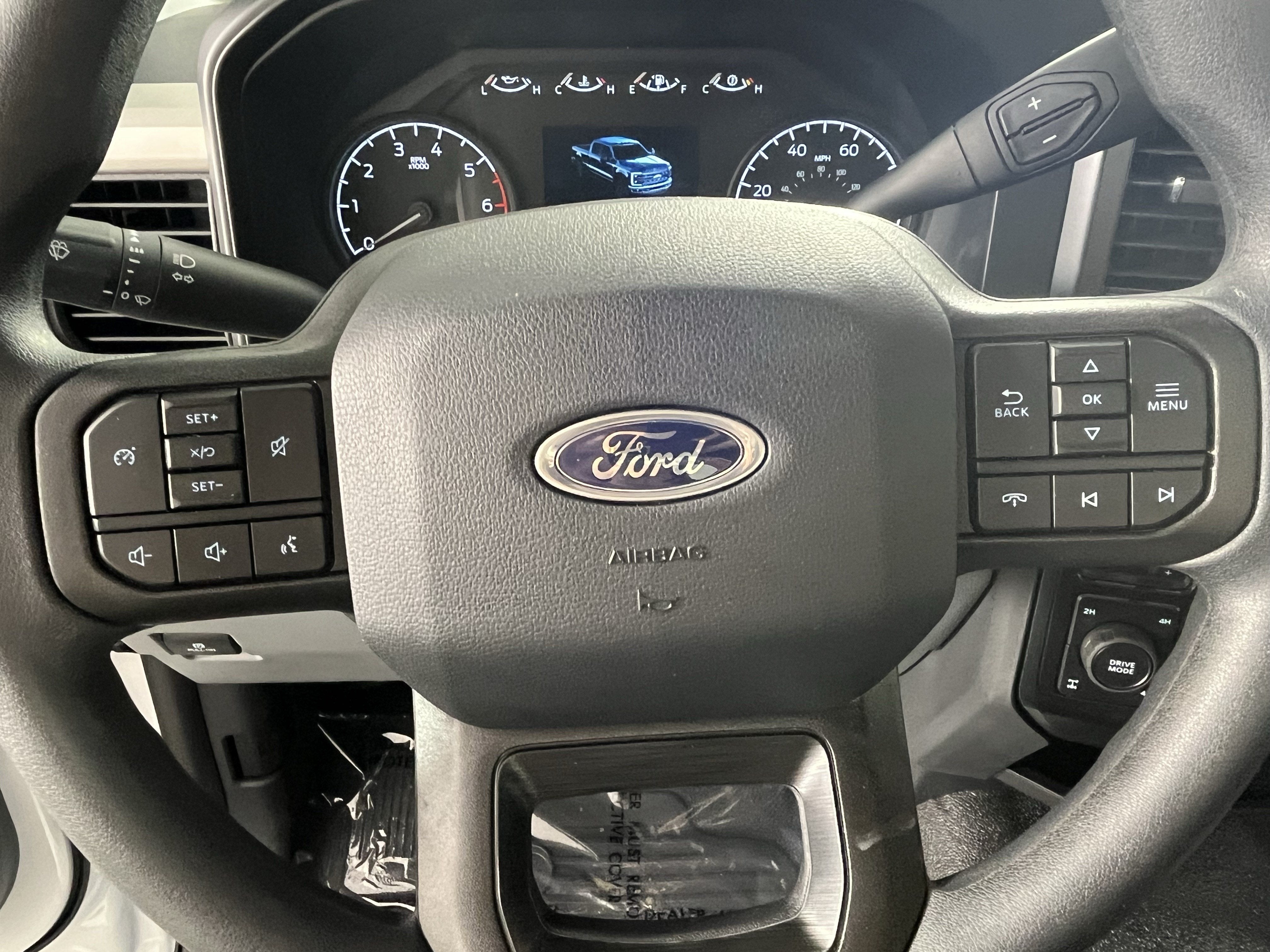2026 Ford Super Duty F-250 SRW XL 4WD Reg Cab 8' Box