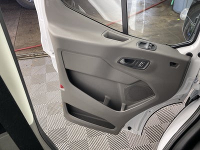 2027 Ford Transit Cargo Van T-250 148 Med Rf 9150 GVWR RWD XL
