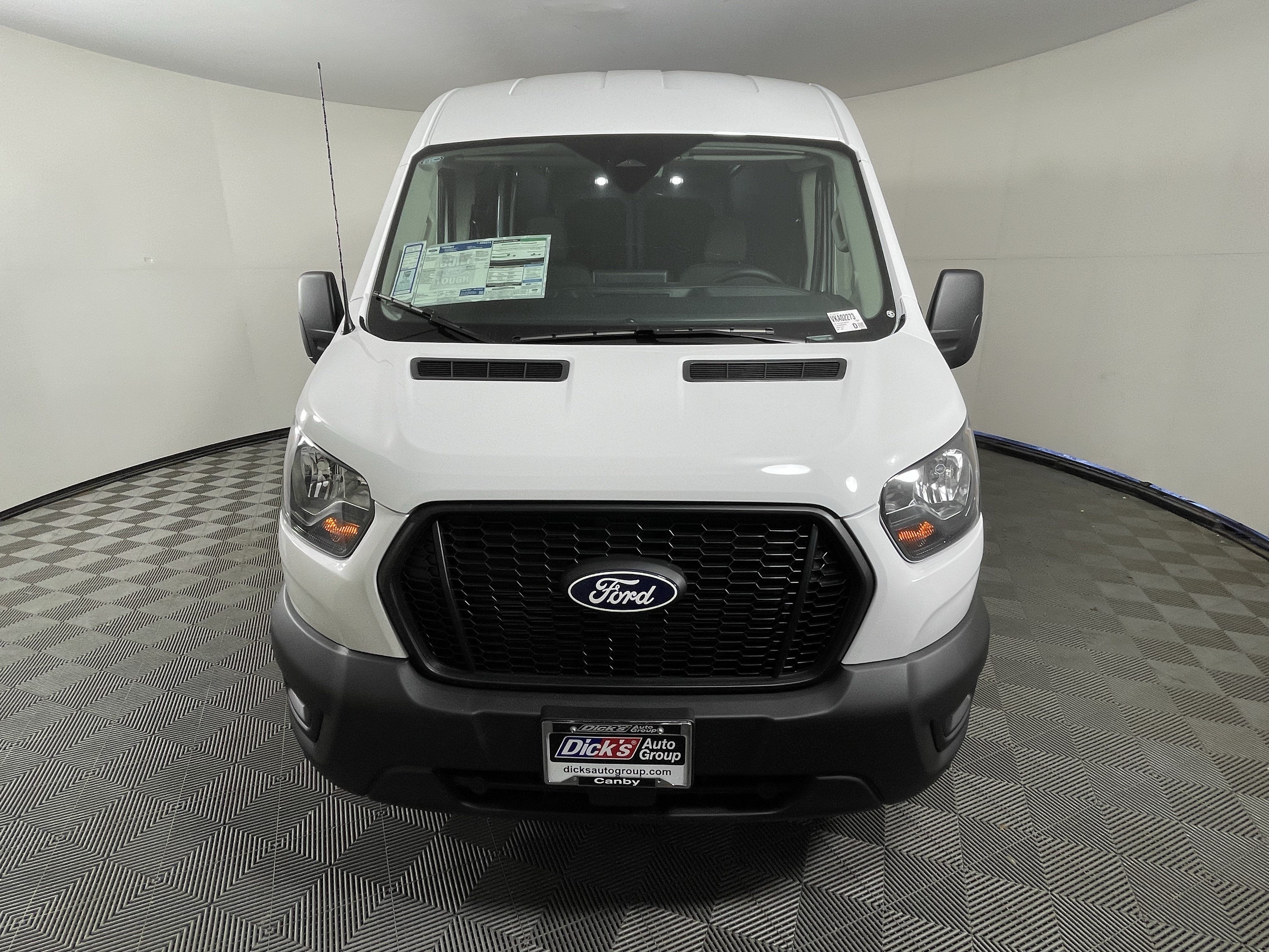 2027 Ford Transit Cargo Van T-250 148 Med Rf 9150 GVWR RWD XL