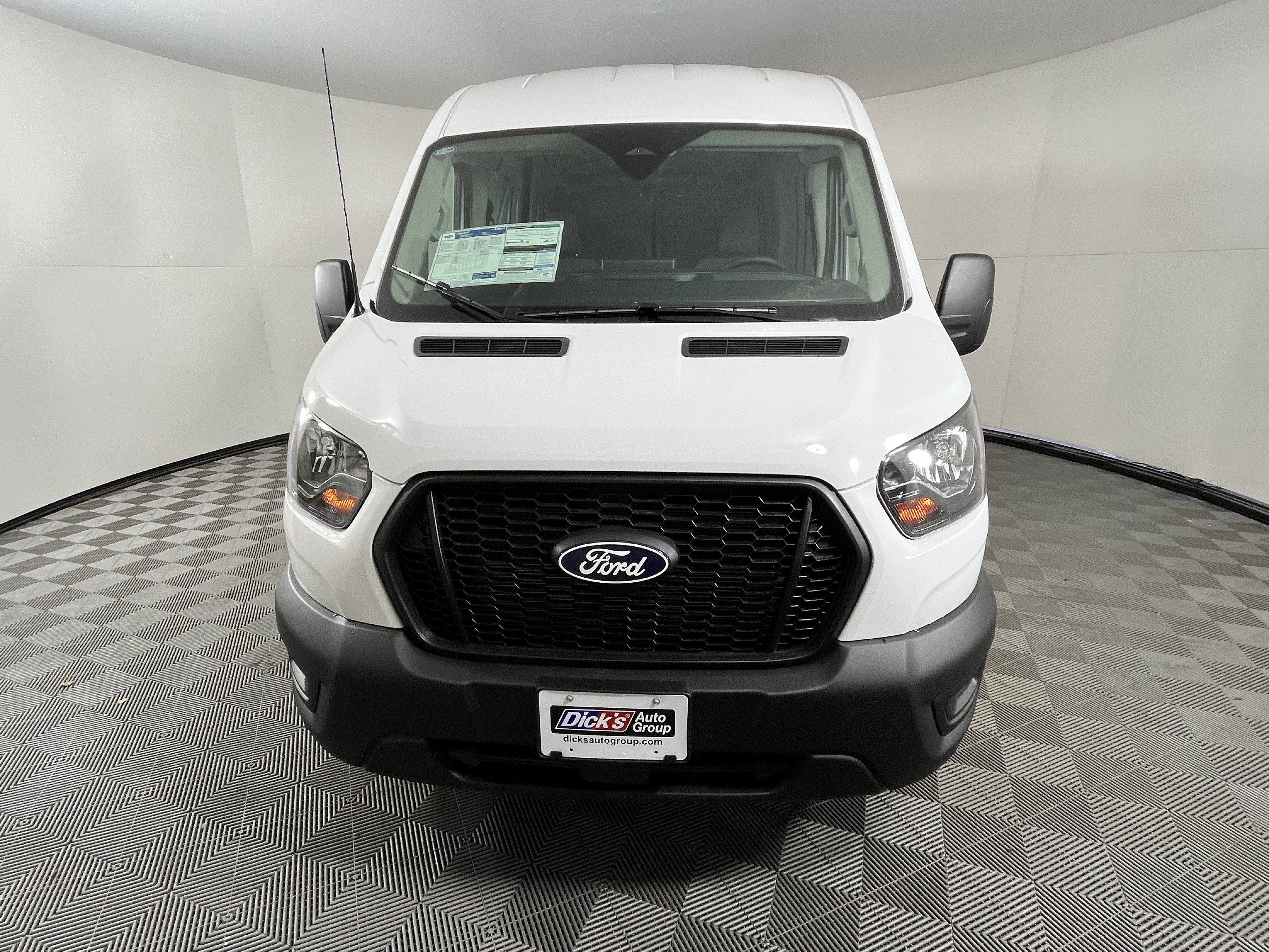 2026 Ford Transit Cargo Van T-250 148 Med Rf 9150 GVWR AWD XL