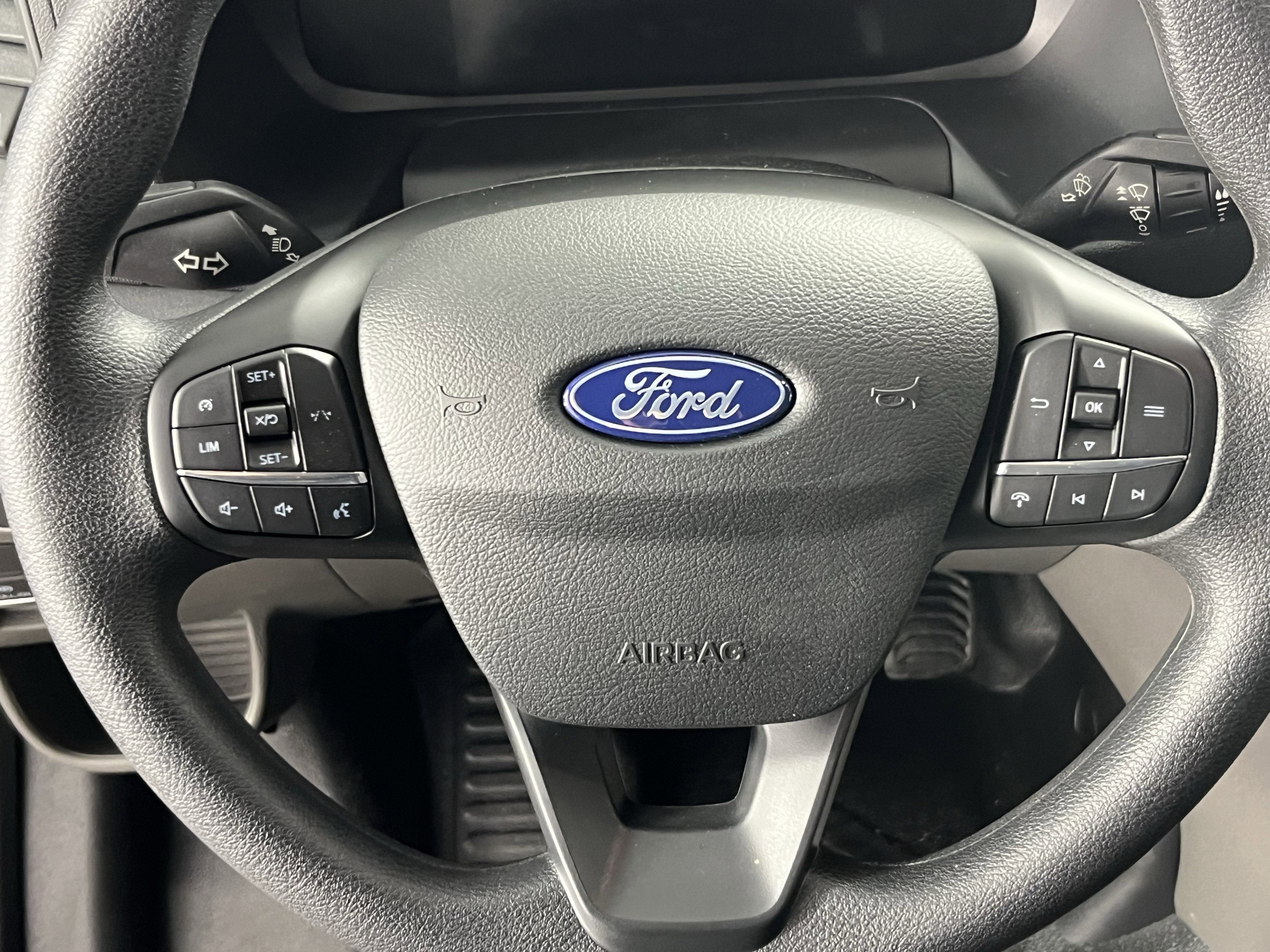 2026 Ford Transit Cargo Van T-250 148 Med Rf 9150 GVWR AWD XL