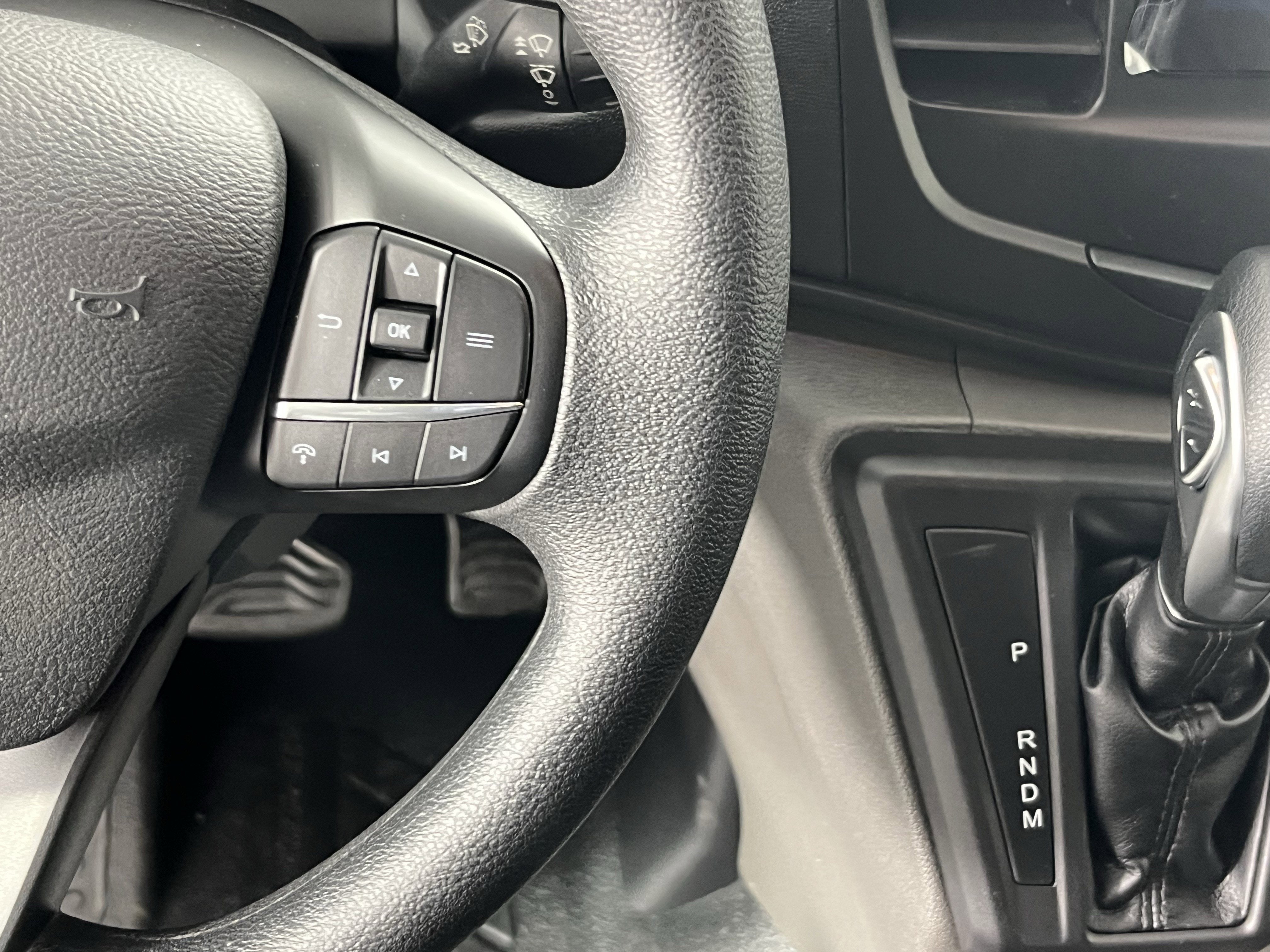 2026 Ford Transit Cargo Van T-250 148 Med Rf 9150 GVWR AWD XL