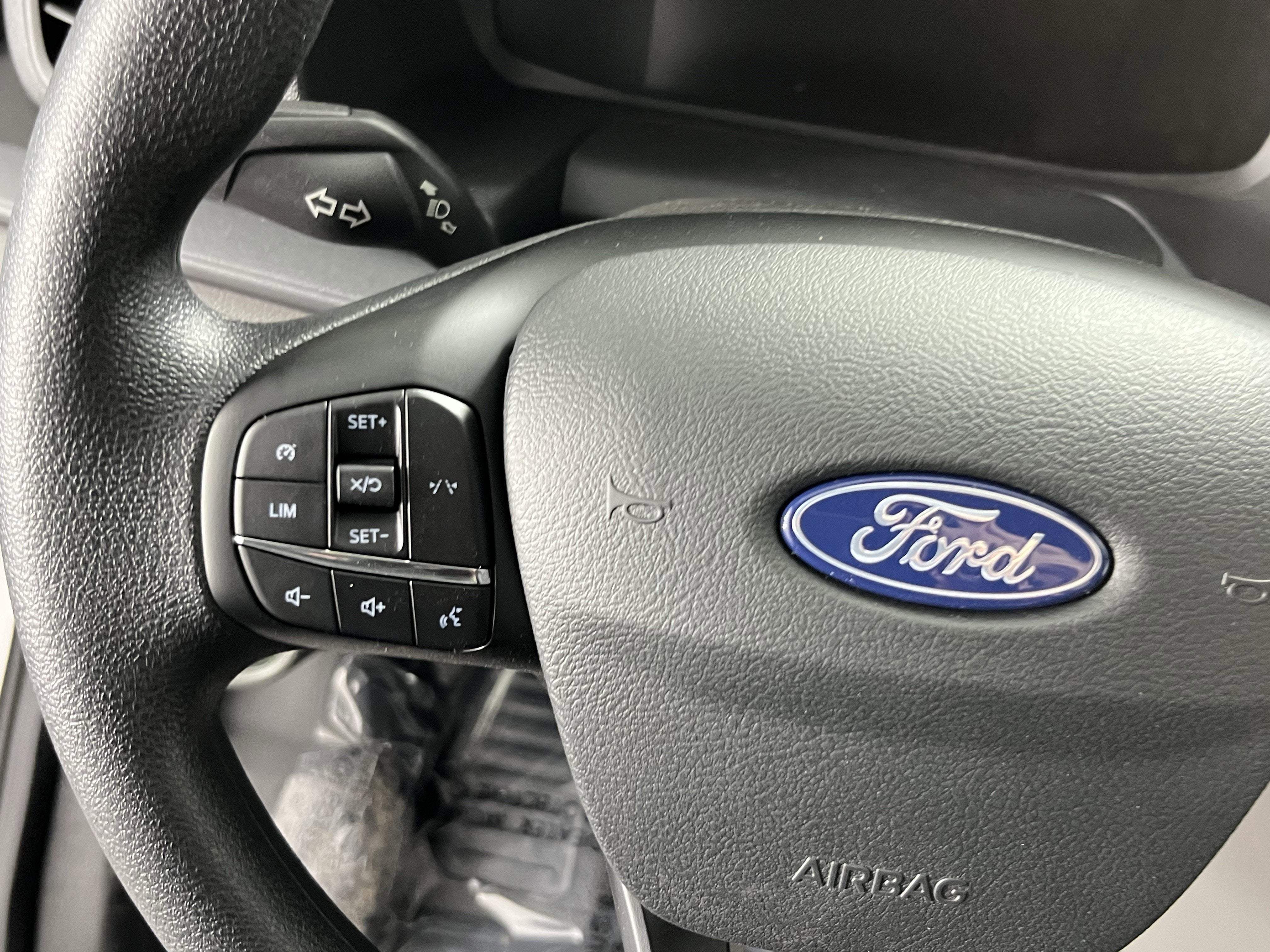 2026 Ford Transit Cargo Van T-250 148 Med Rf 9150 GVWR AWD XL