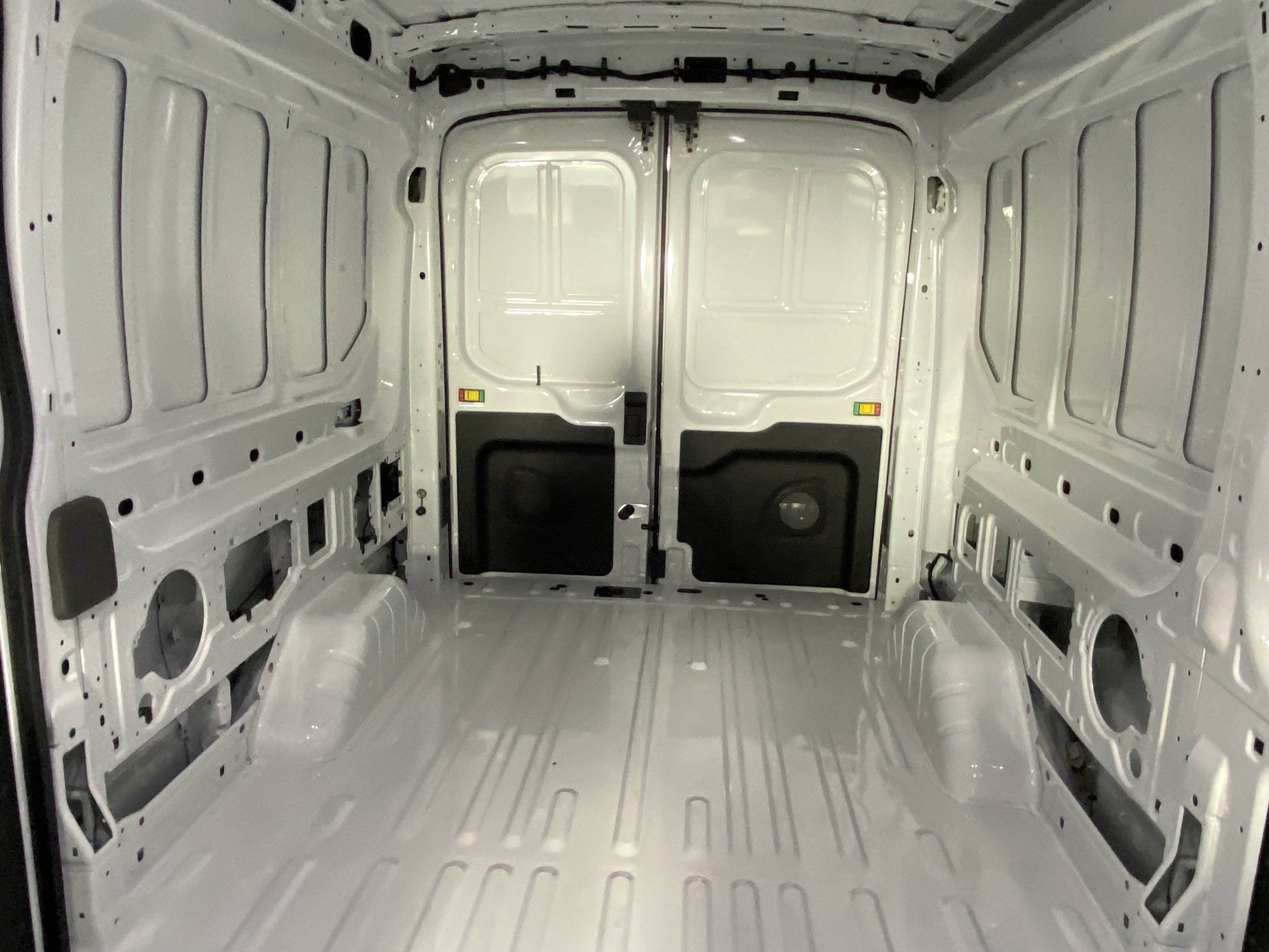 2025 Ford Transit Cargo Van T-250 148 Med Rf 9070 GVWR AWD