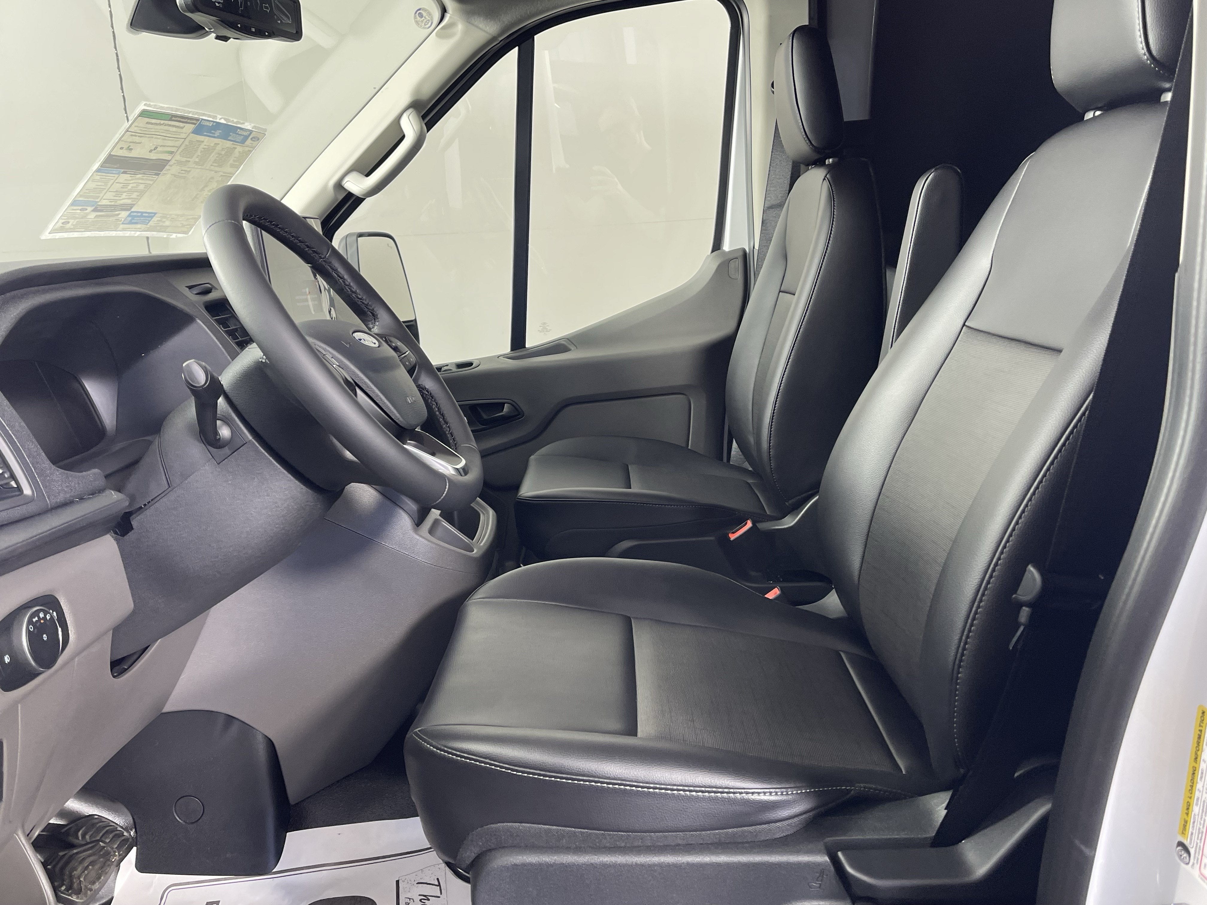 2026 Ford Transit Cargo Van T-250 148 Med Rf 9150 GVWR AWD XL