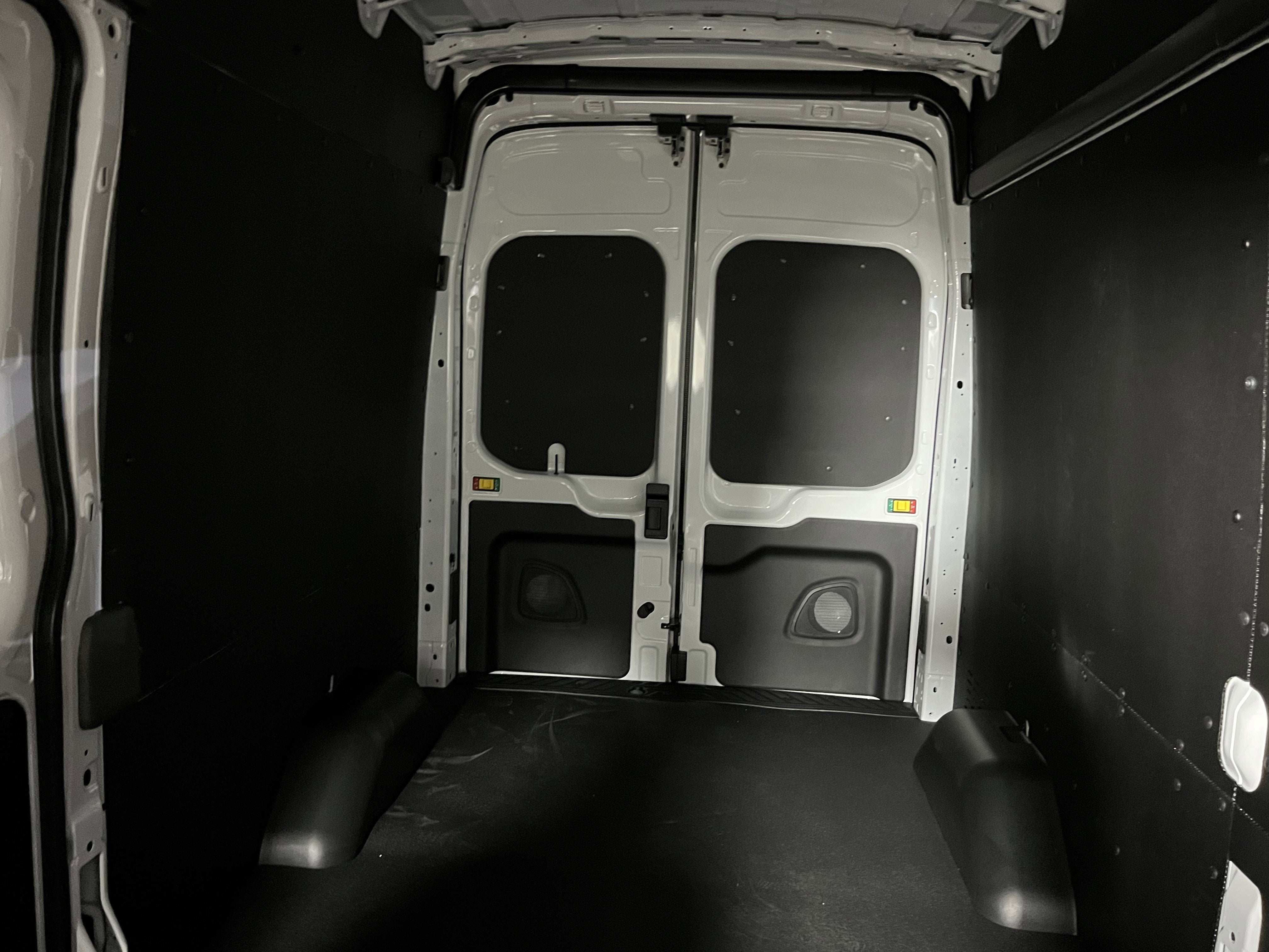 2026 Ford Transit Cargo Van T-250 148 Hi Rf 9150 GVWR AWD XL