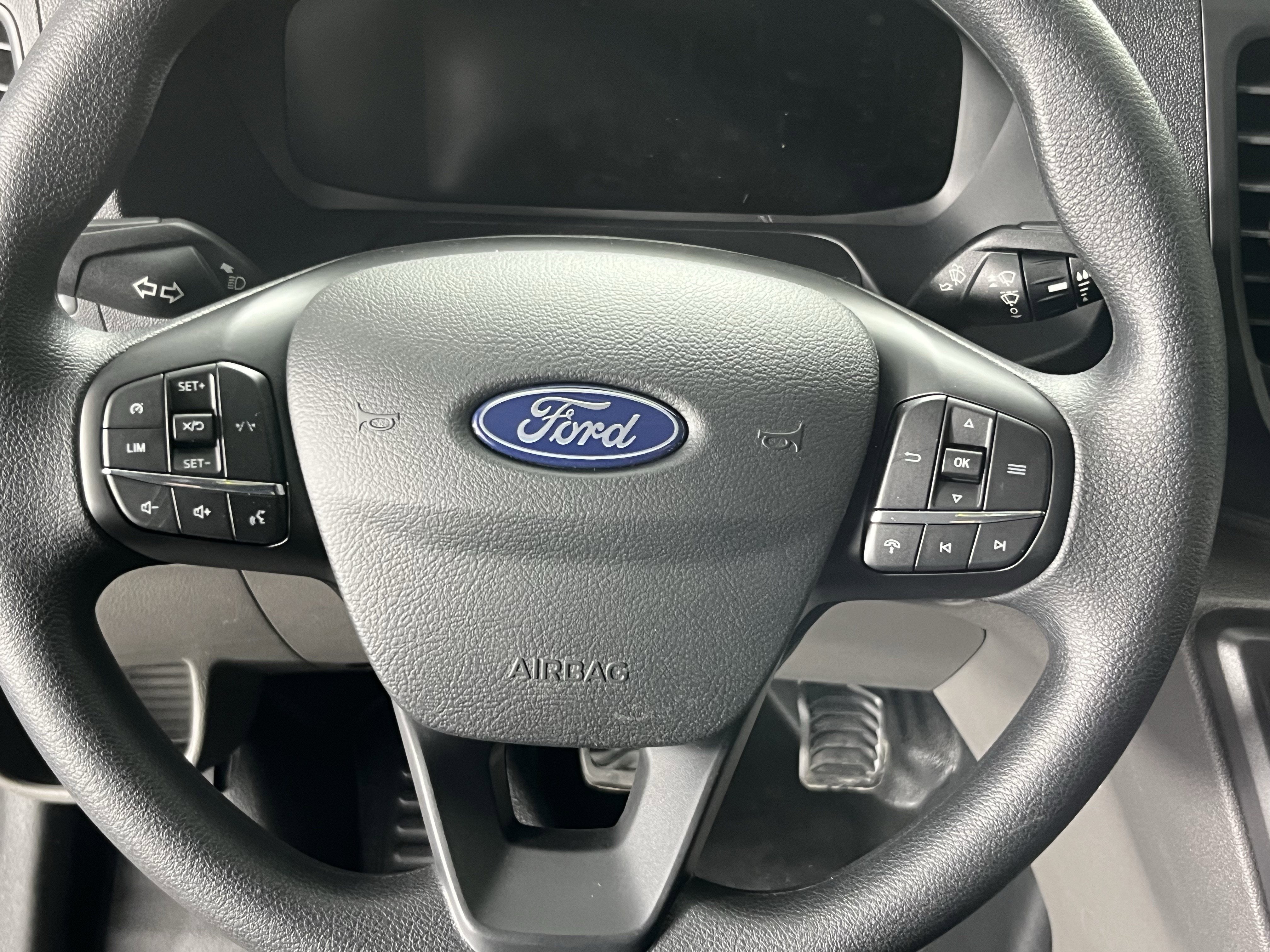 2026 Ford Transit Cargo Van T-250 148 Hi Rf 9150 GVWR AWD XL