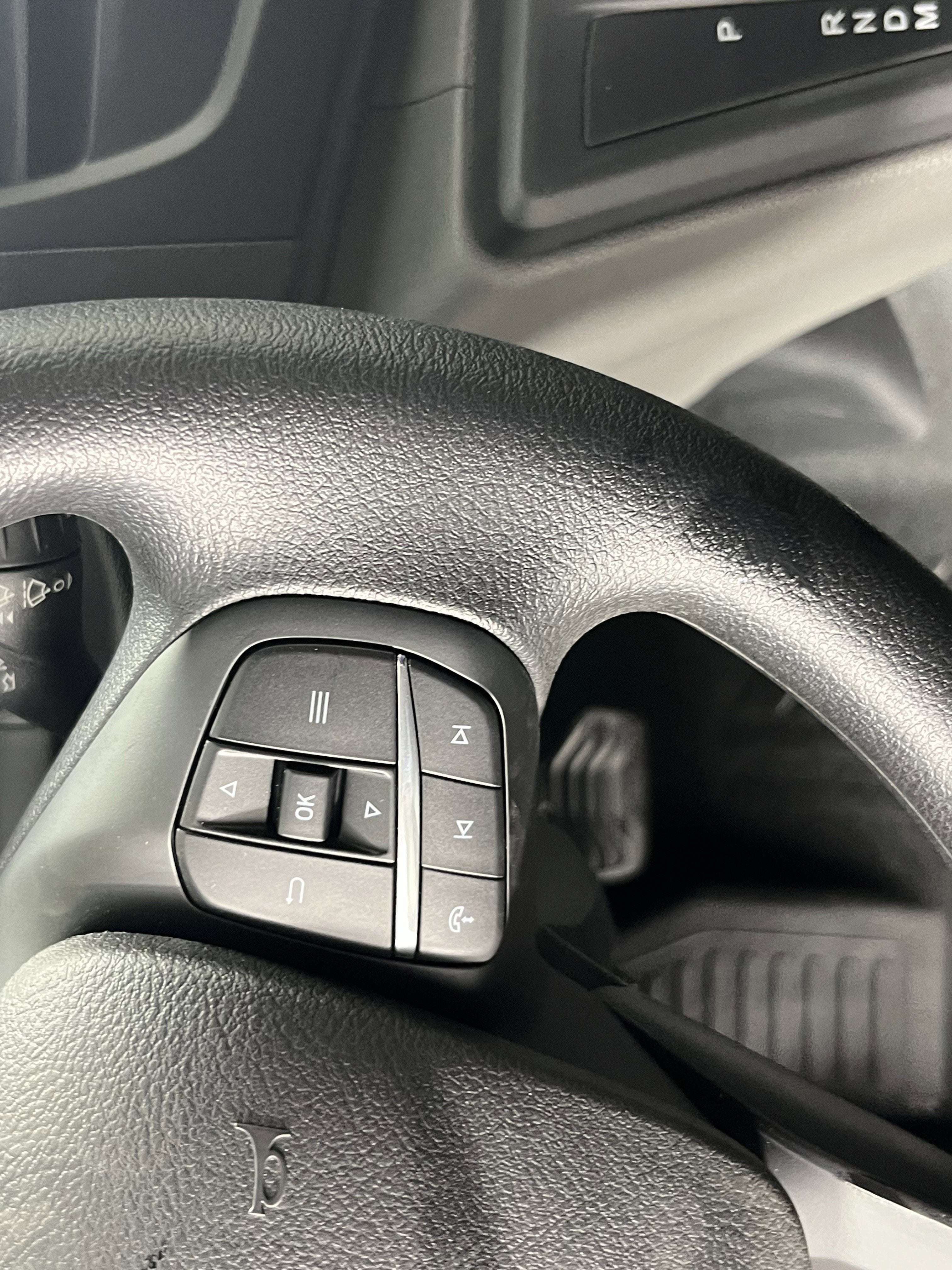 2026 Ford Transit Cargo Van XL T-250 130 Low Rf 9150 GVWR AWD