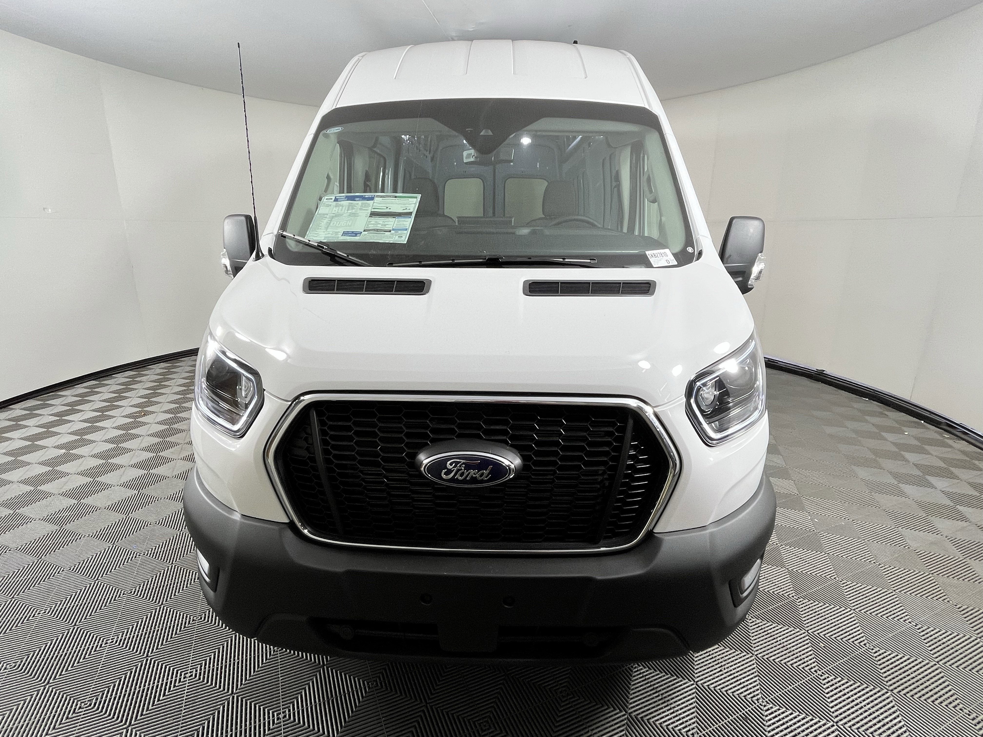 2025 Ford Transit Cargo Van T-350 148 Hi Rf 9500 GVWR AWD