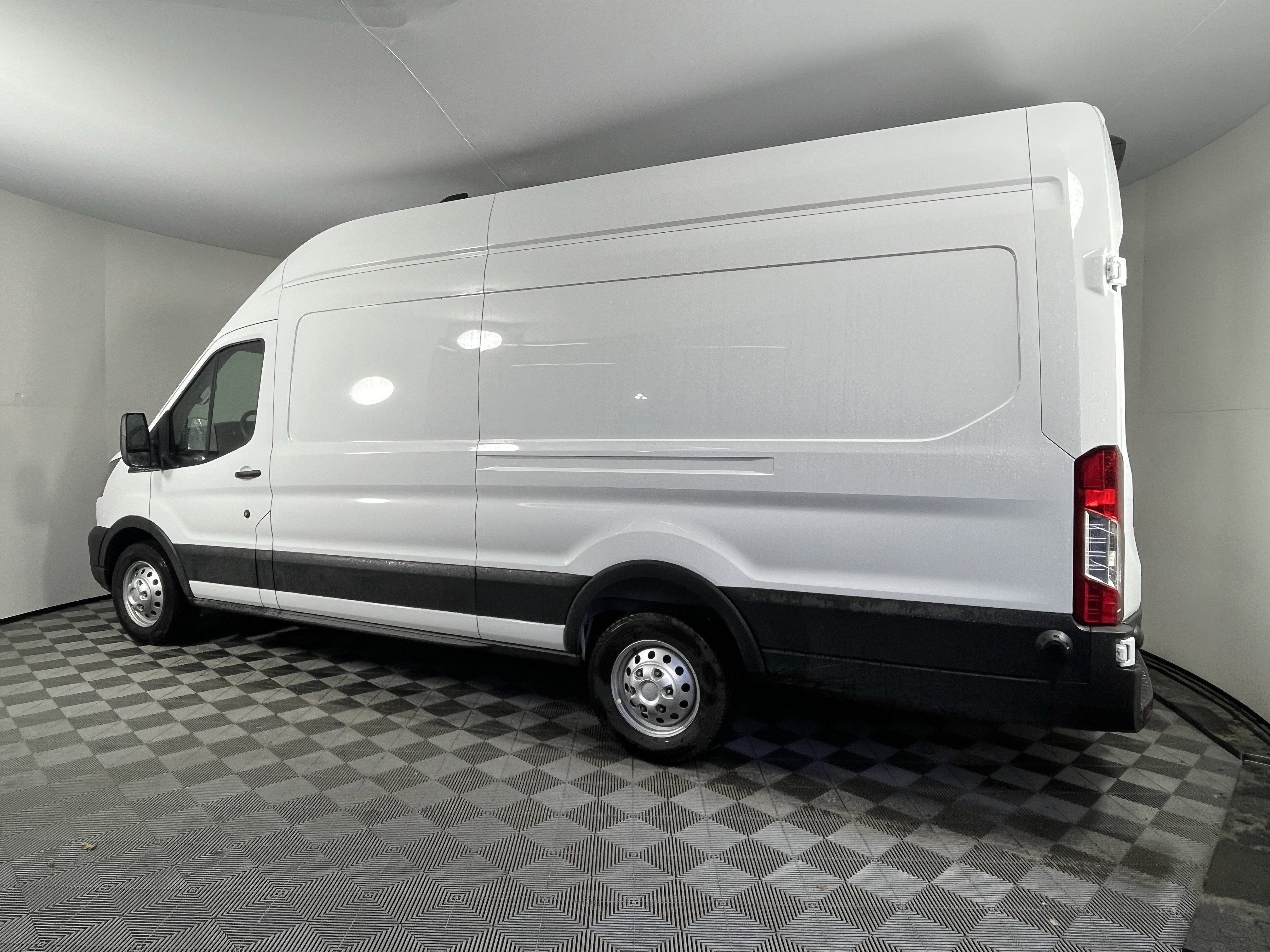 2026 Ford Transit Cargo Van T-350 148 EL Hi Rf 9500 GVWR AWD
