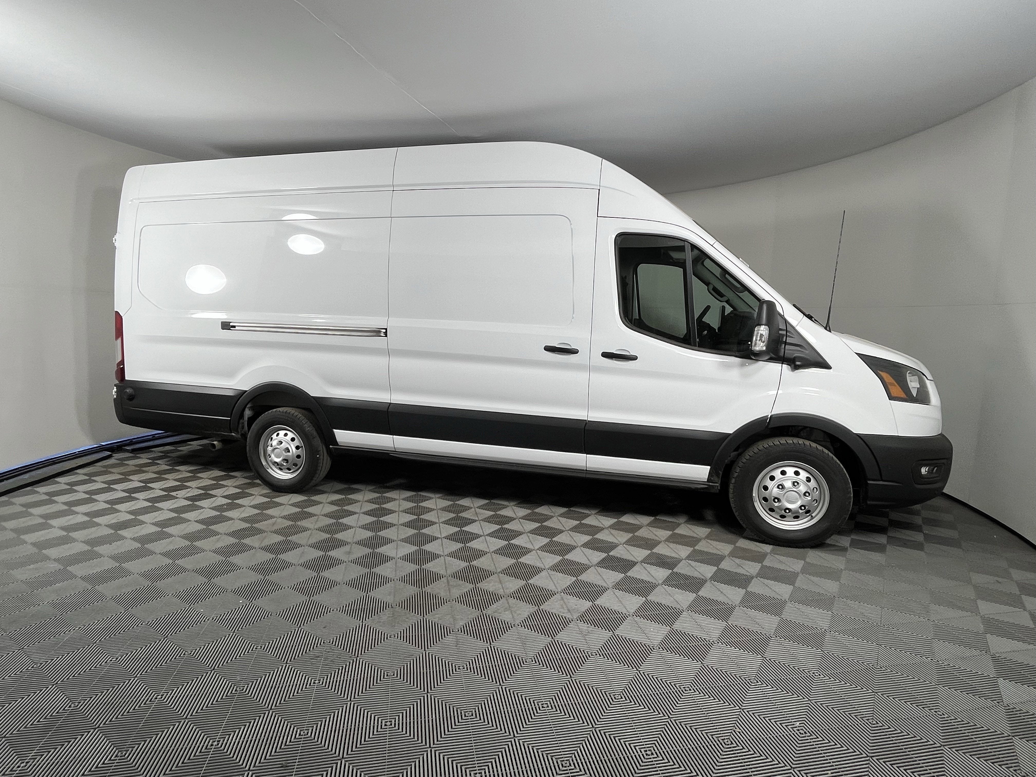 2026 Ford Transit Cargo Van XL T-350 148 EL Hi Rf 9500 GVWR AWD