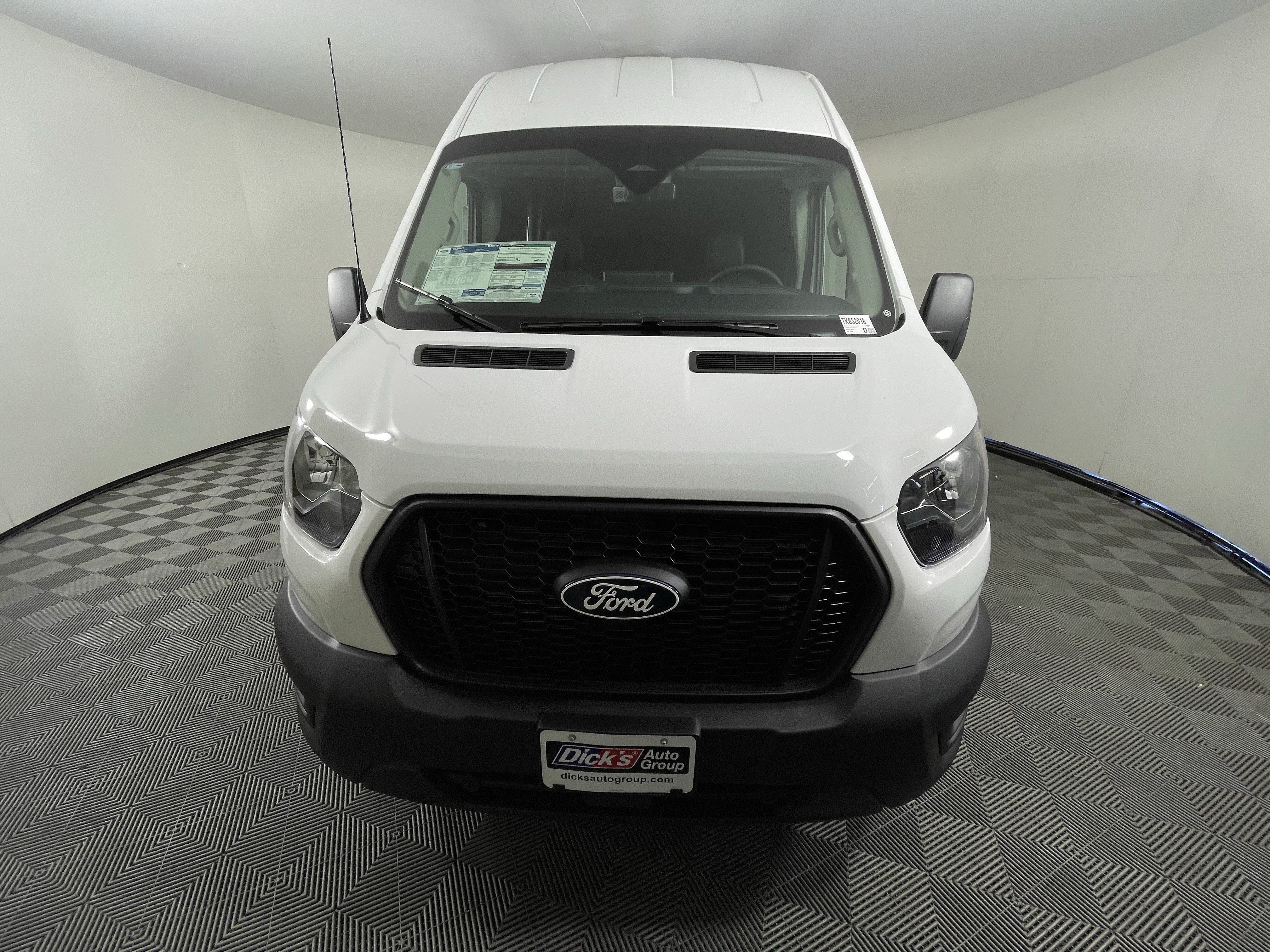 2026 Ford Transit Cargo Van T-350 148 EL Hi Rf 9500 GVWR AWD XL