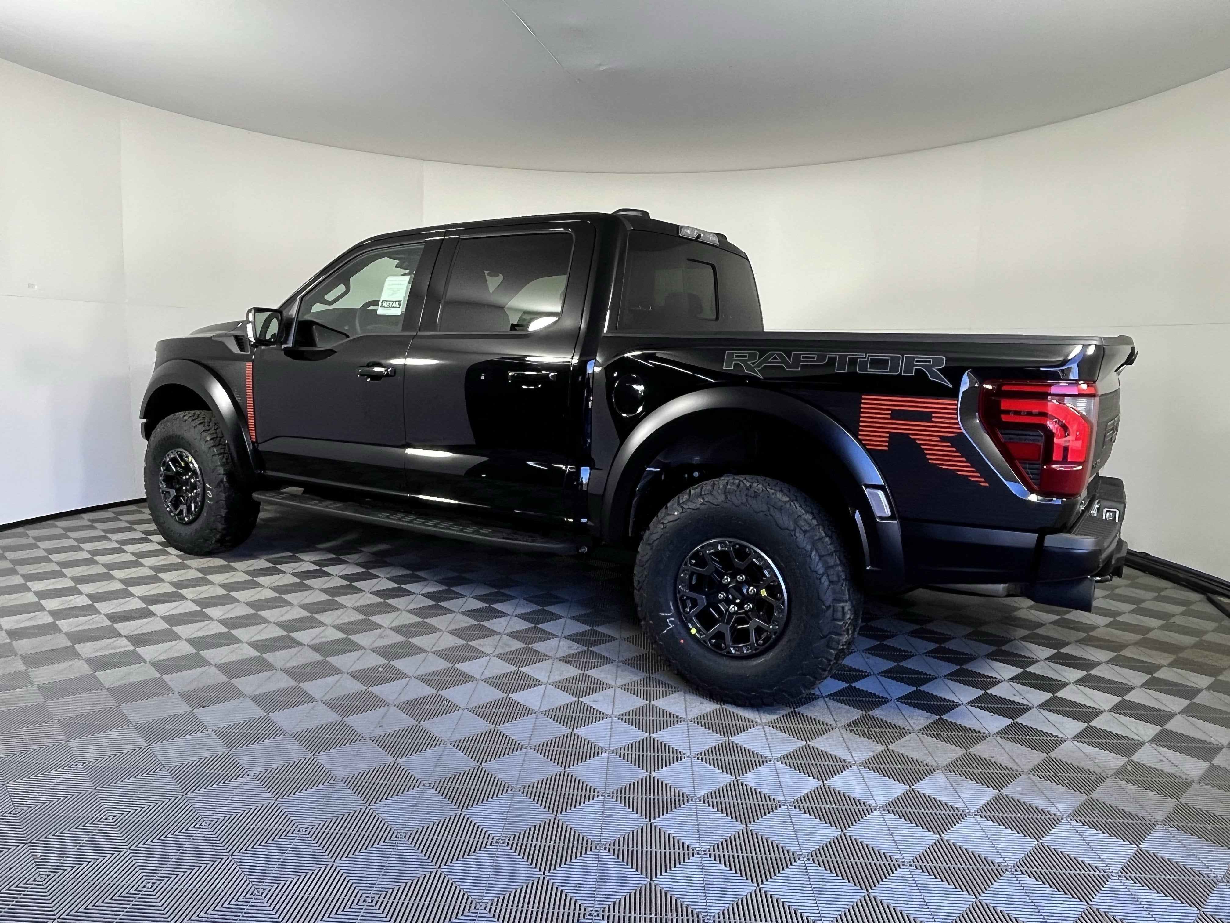 2026 Ford F-150 Raptor R 5.2L V8