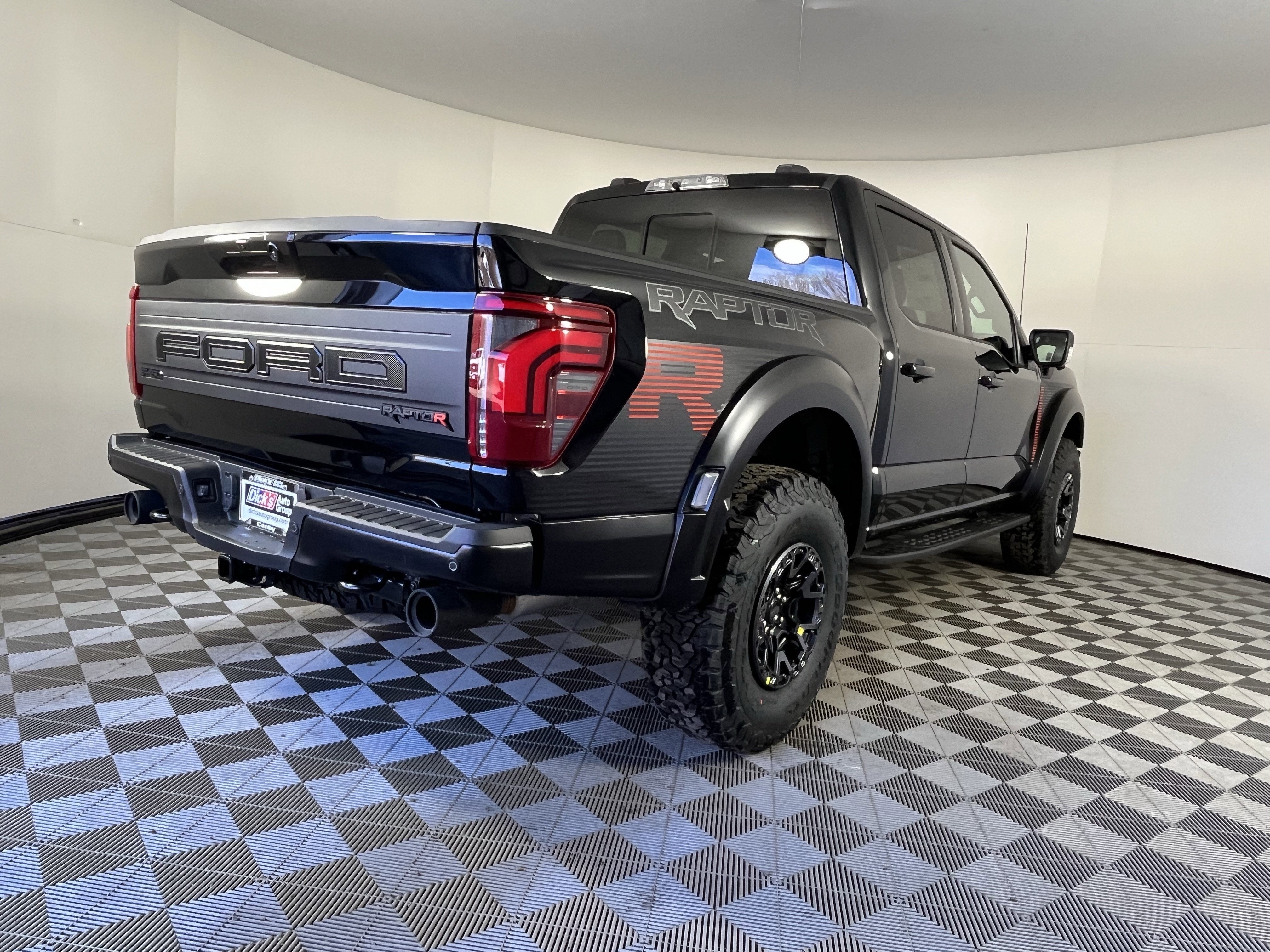 2026 Ford F-150 Raptor R 5.2L V8