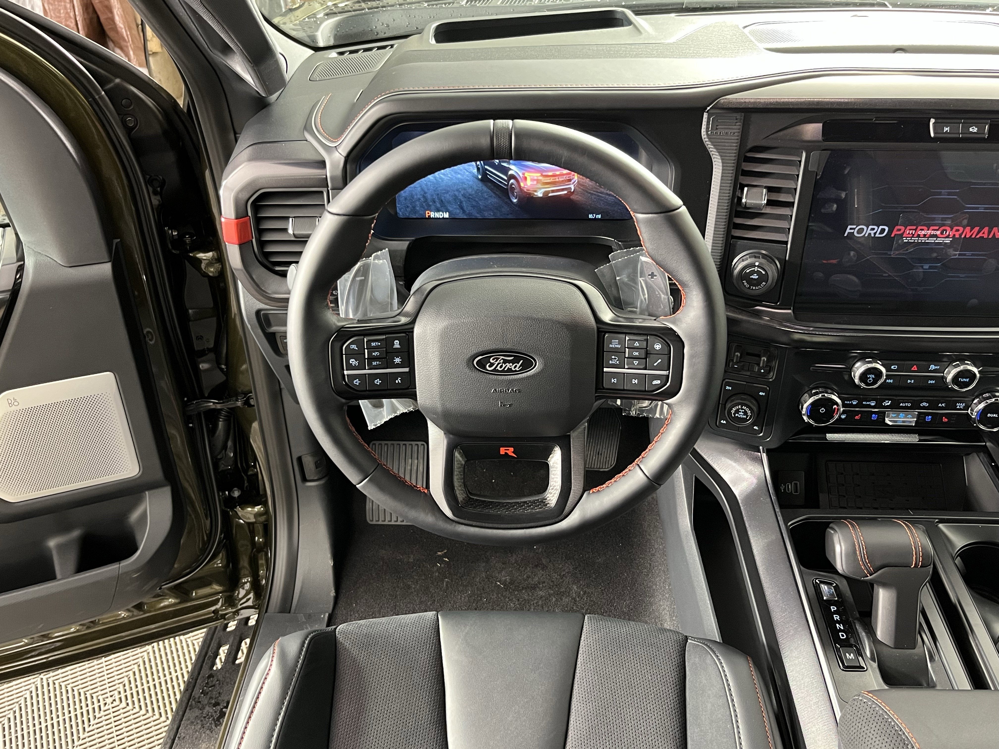 2025 Ford F-150 Raptor R 5.2L V8