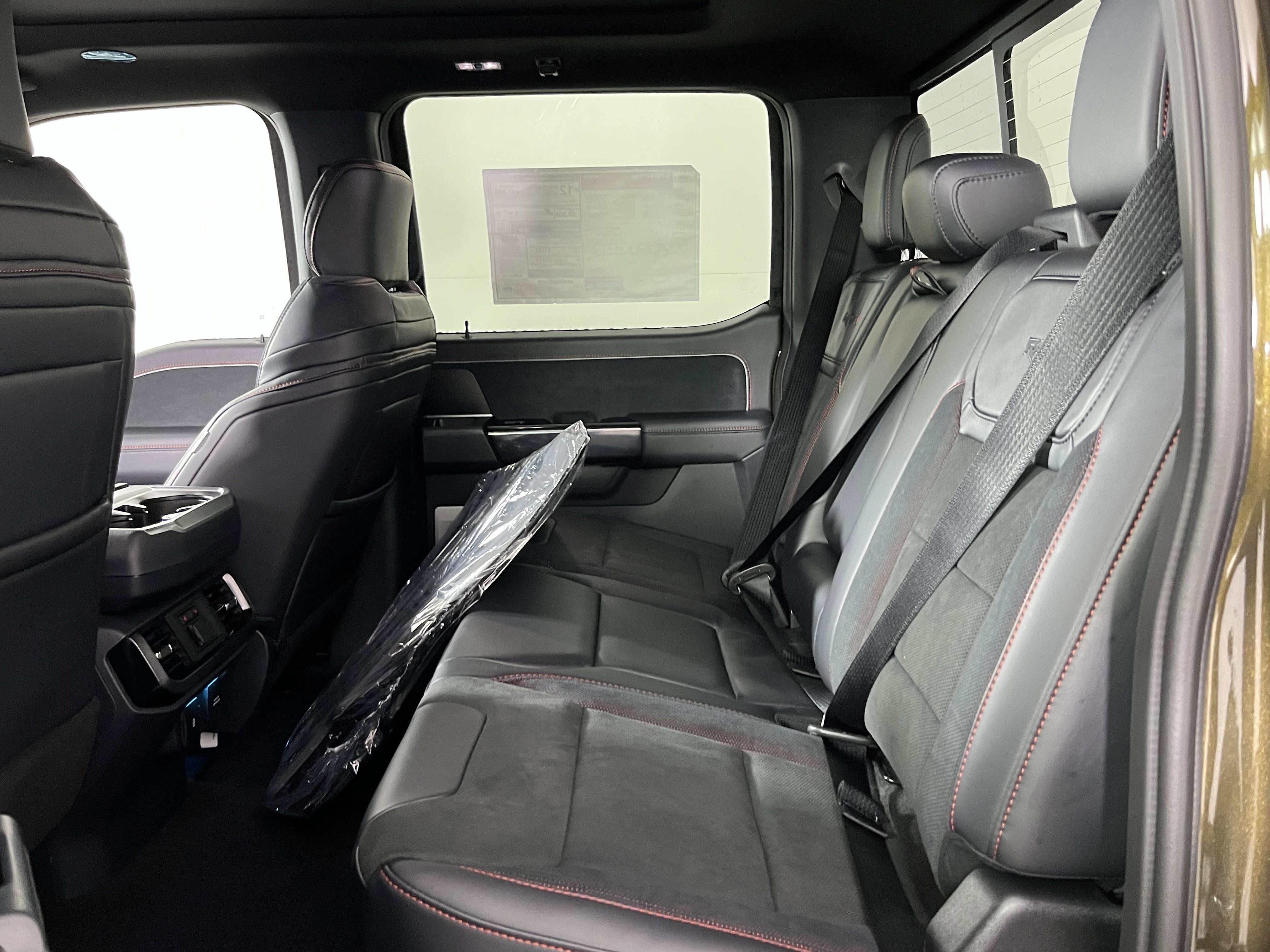 2025 Ford F-150 Raptor R 5.2L V8