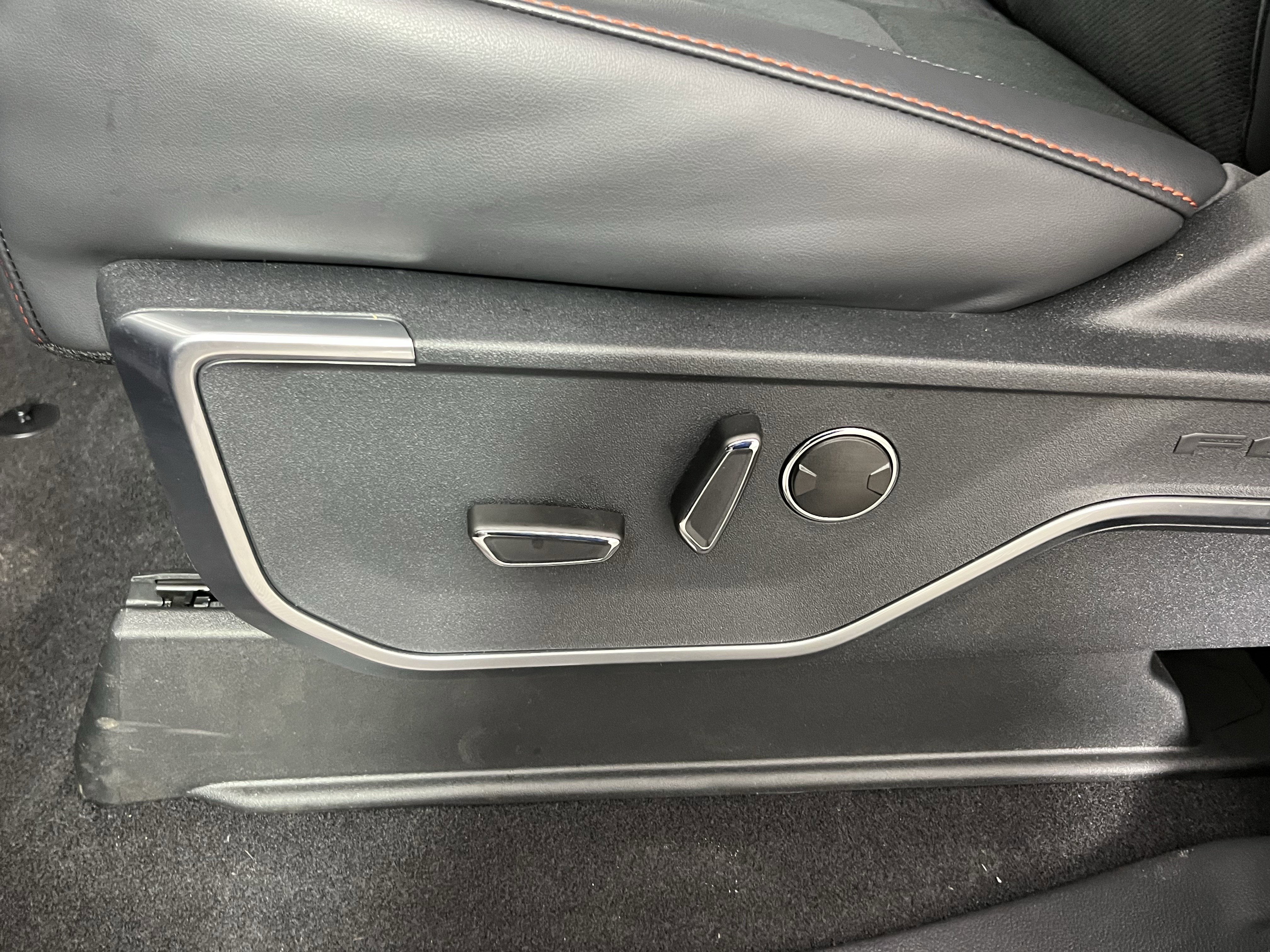 2025 Ford F-150 Raptor R 5.2L V8