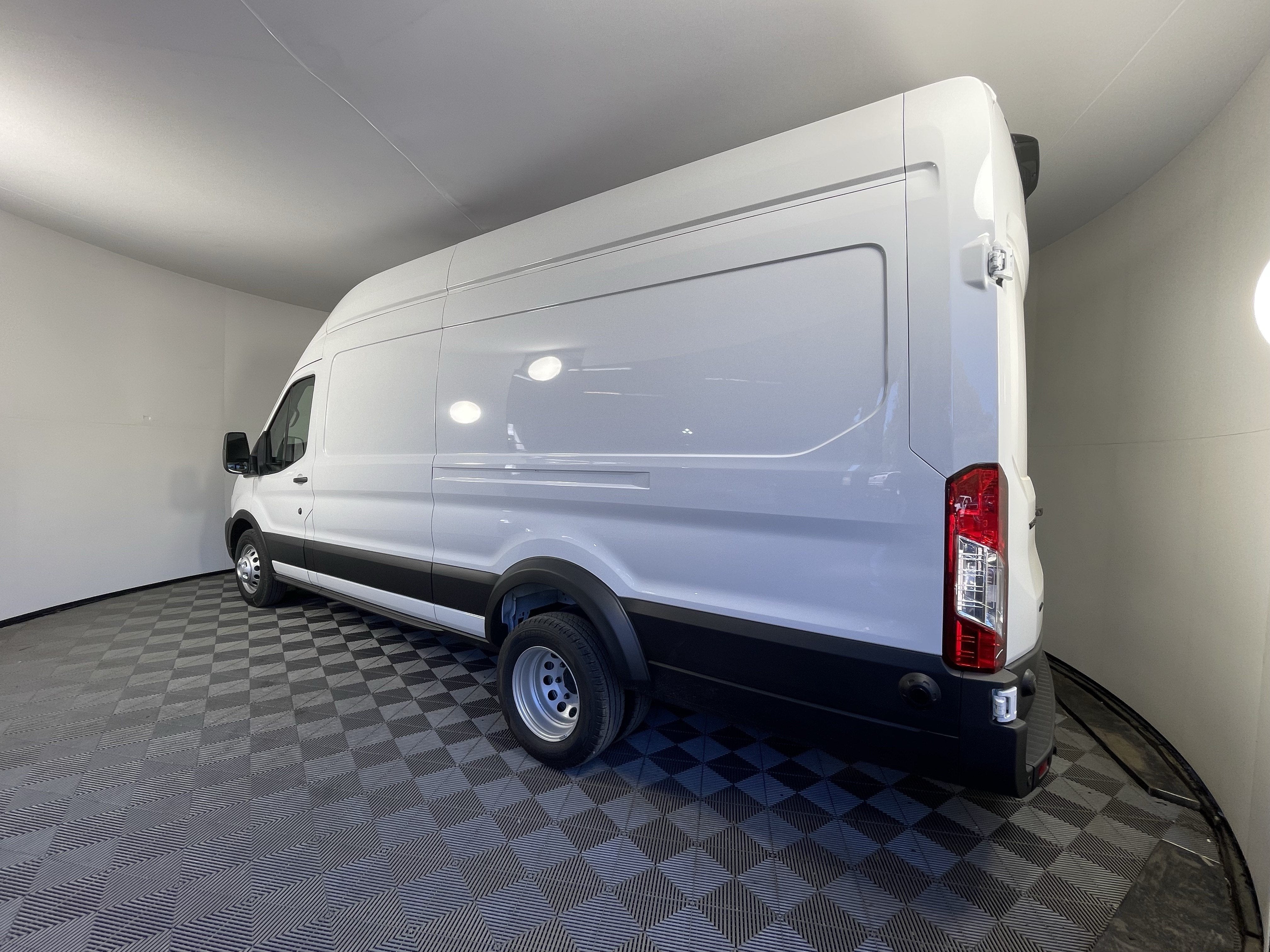 2026 Ford Transit Cargo Van T-350 HD 148 EL Hi Rf 11000 GVWR DRW AWD XL