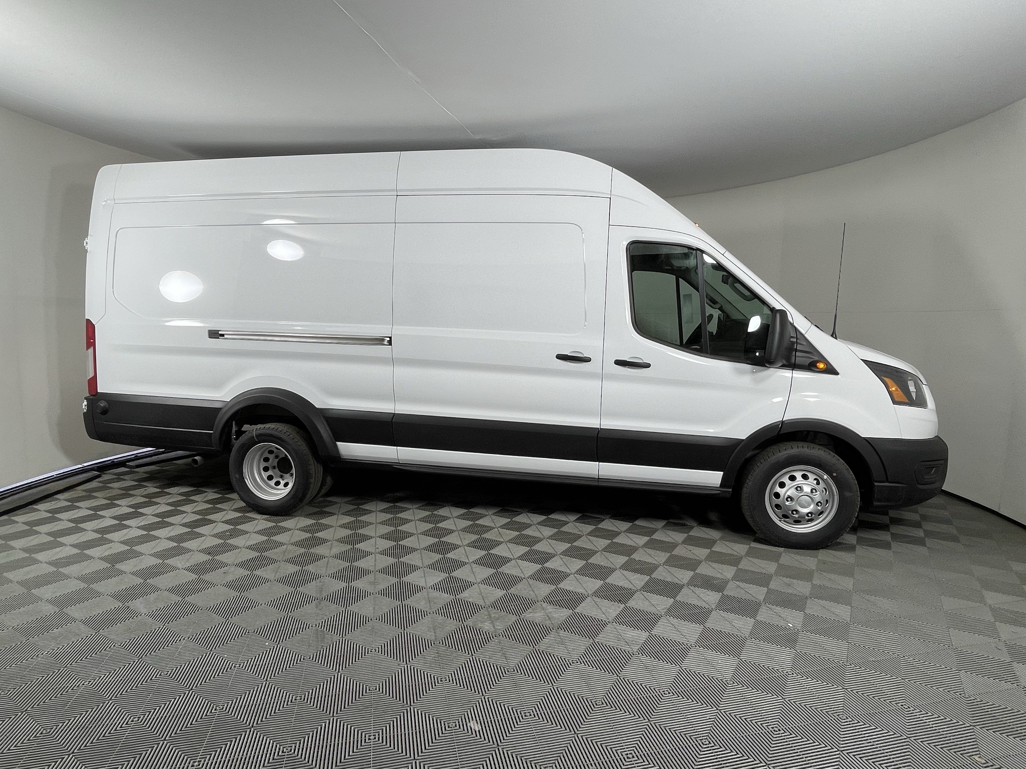 2026 Ford Transit Cargo Van XL T-350 HD 148 Hi Rf 11000 GVWR DRW AWD