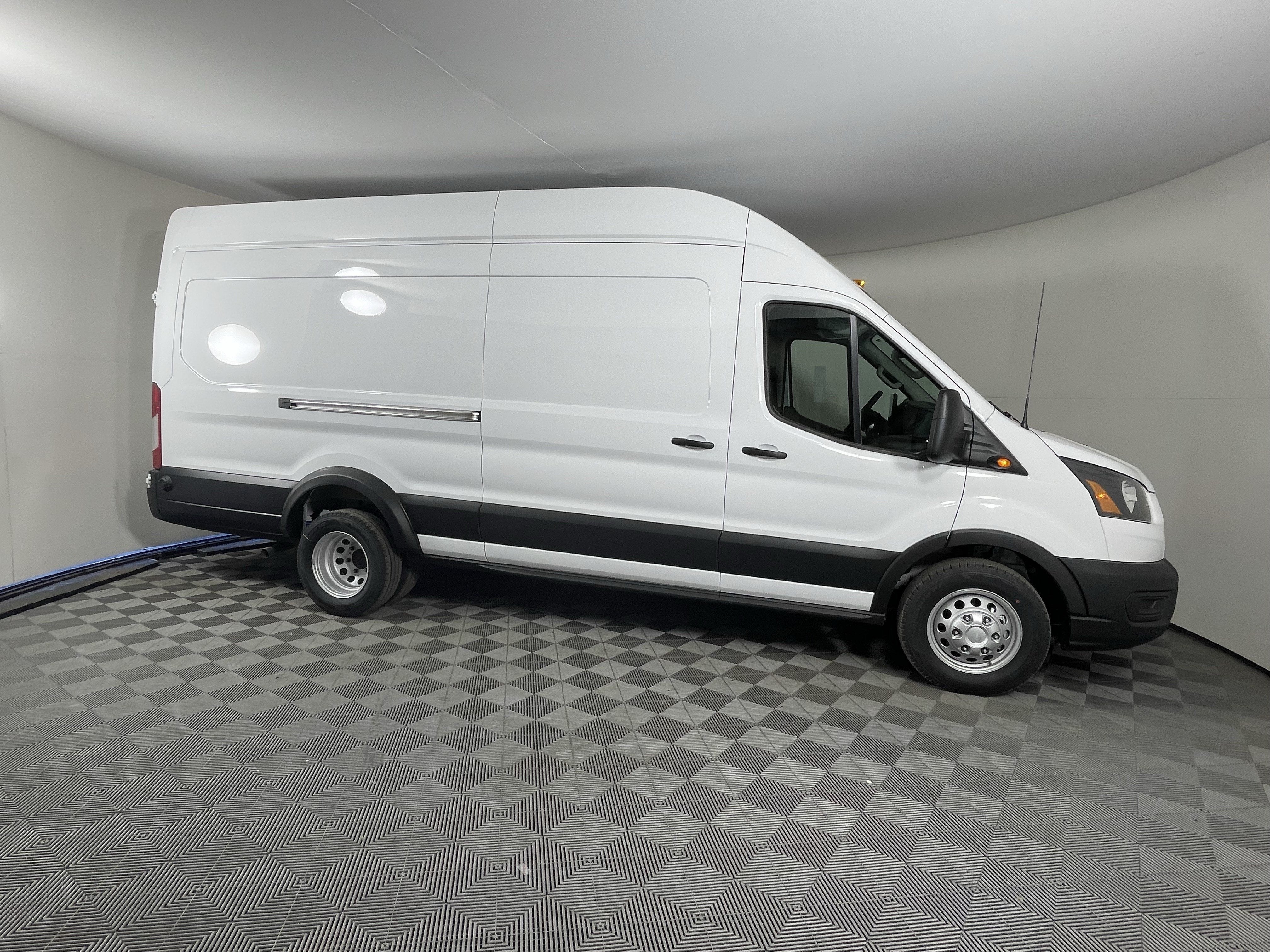 2026 Ford Transit Cargo Van T-350 HD 148 EL Hi Rf 11000 GVWR DRW AWD XL