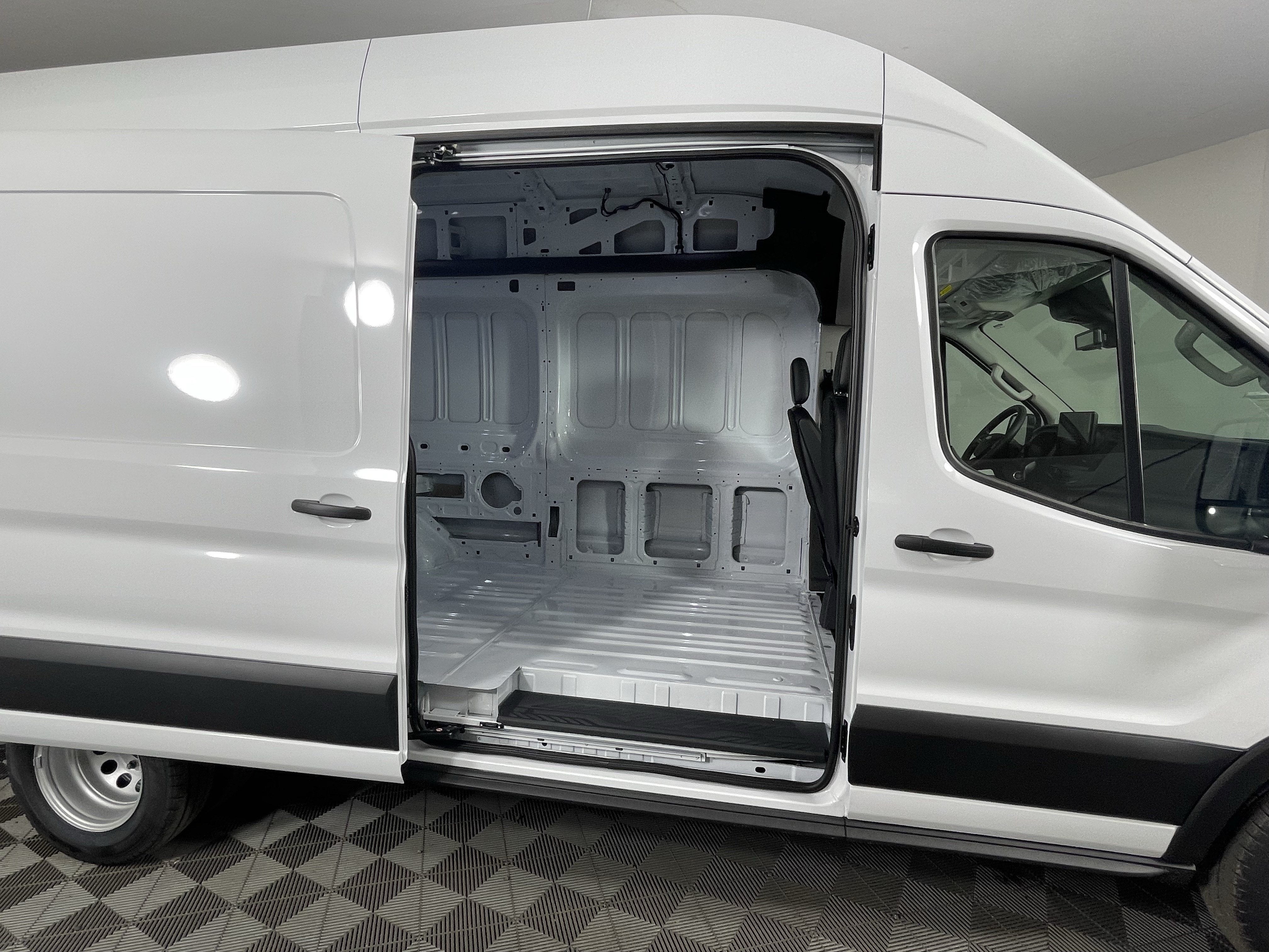 2026 Ford Transit Cargo Van T-350 HD 148 EL Hi Rf 11000 GVWR DRW AWD XL