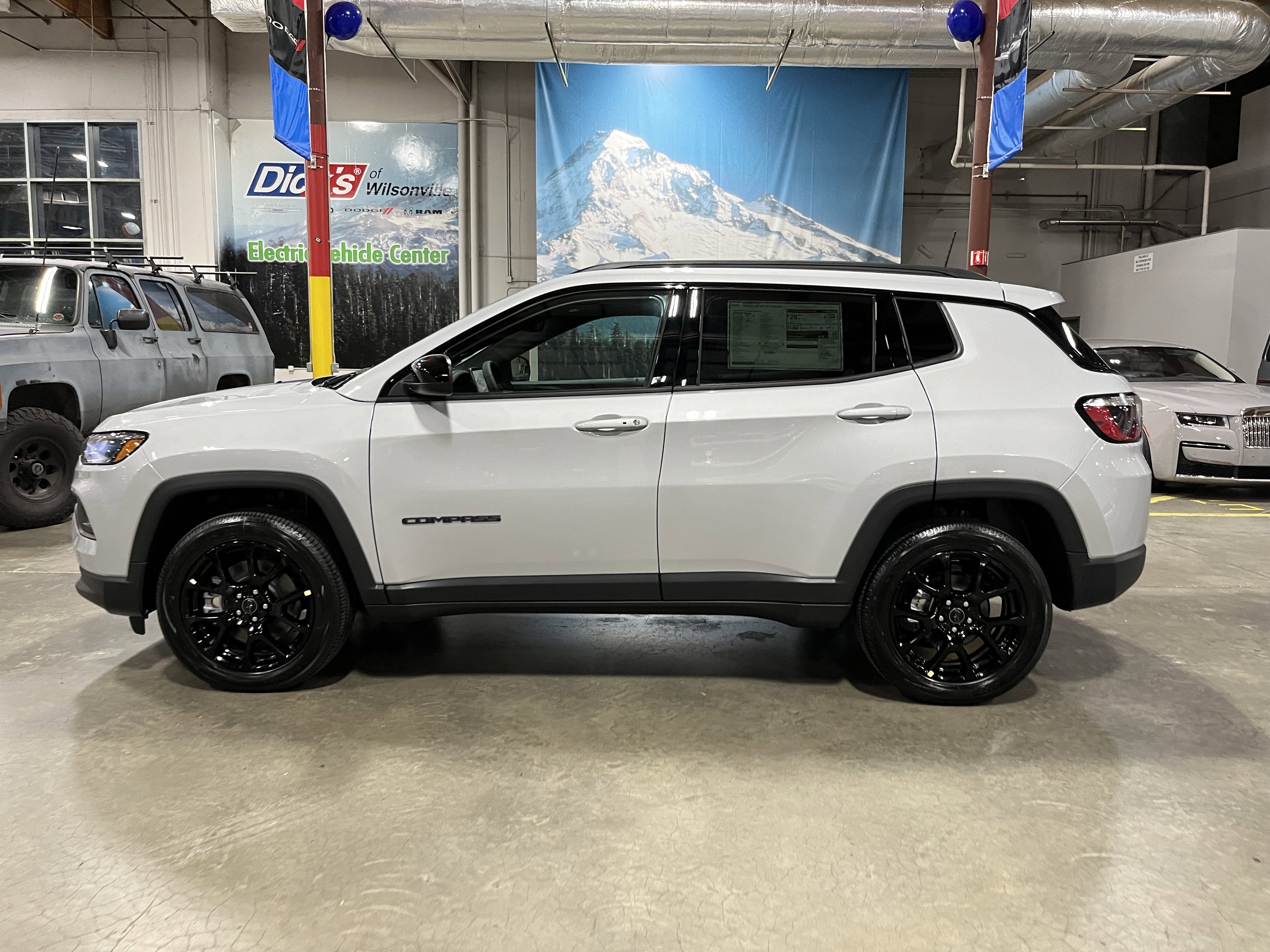 2026 Jeep Compass Latitude Altitude