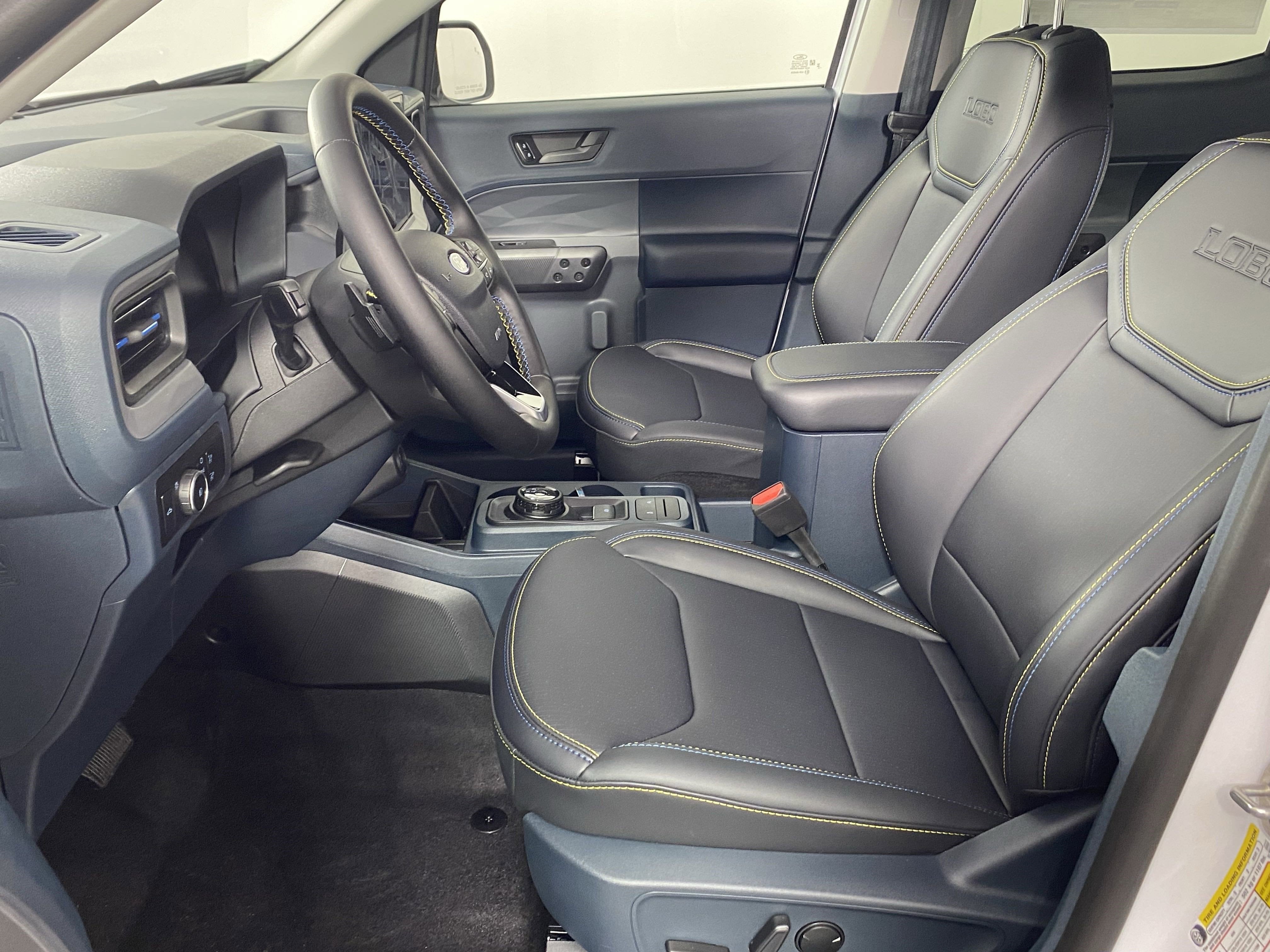 2025 Ford Maverick Lobo Standard