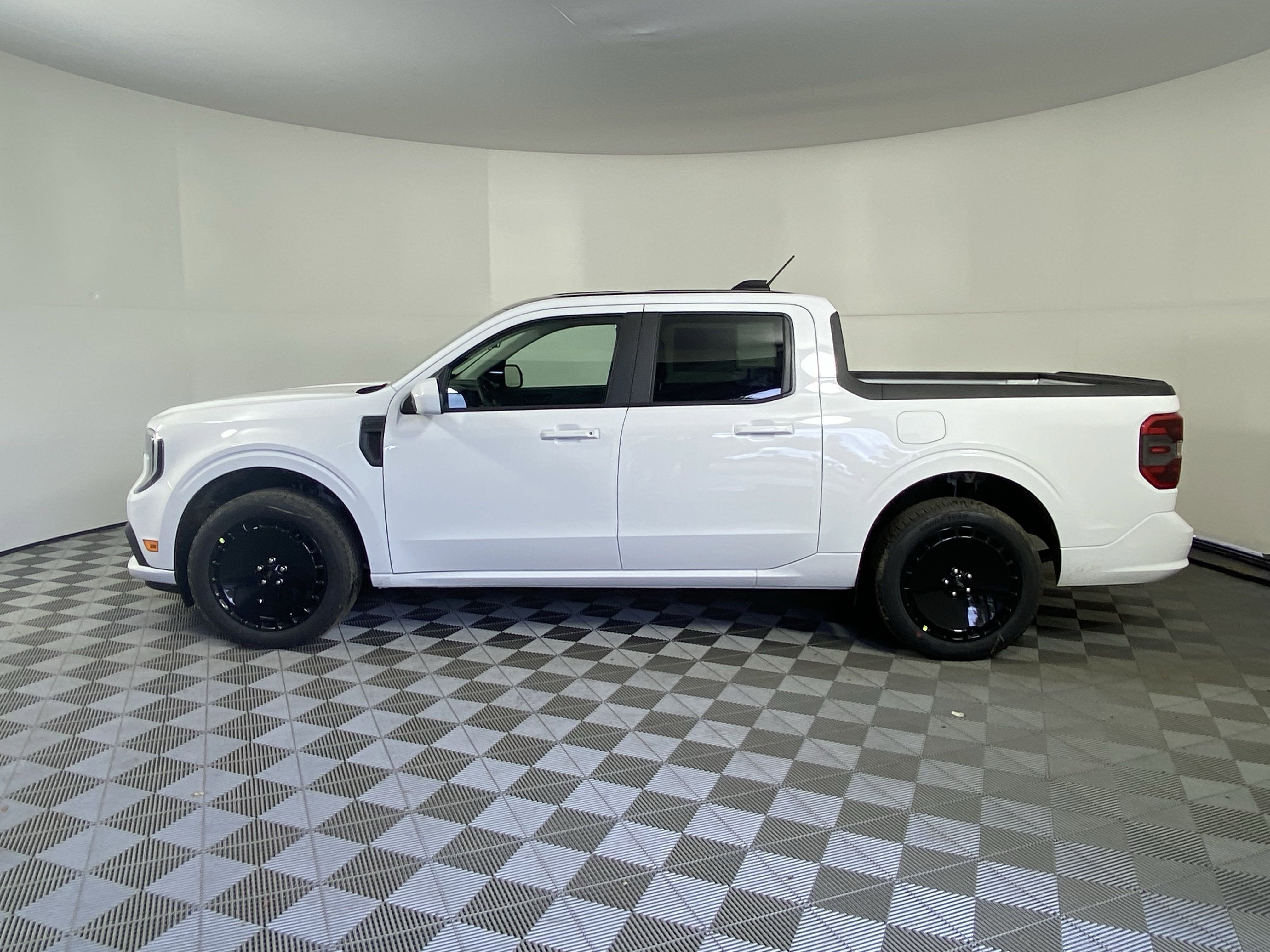 2025 Ford Maverick Lobo Standard