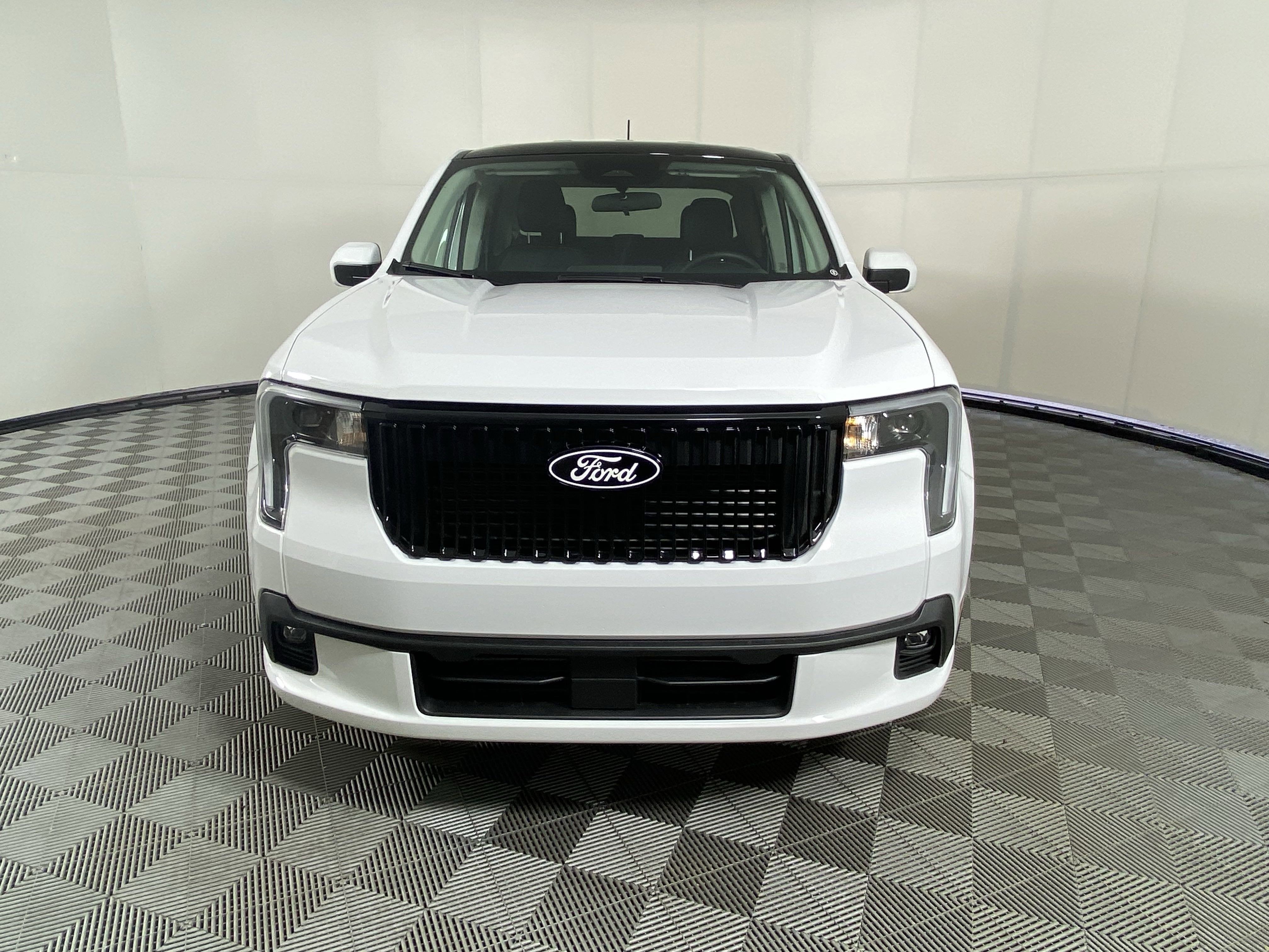 2025 Ford Maverick Lobo Standard