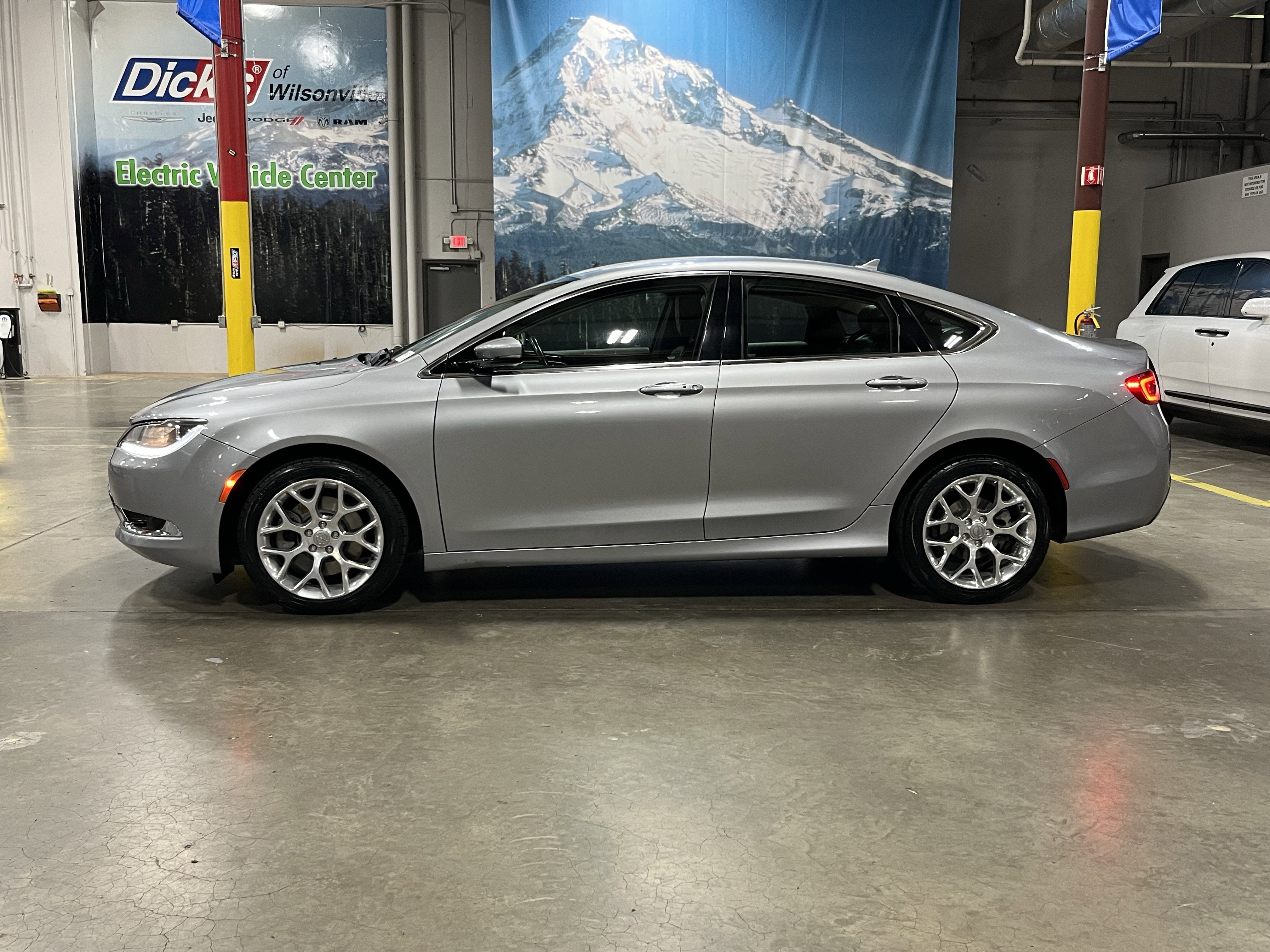 2015 Chrysler 200 C