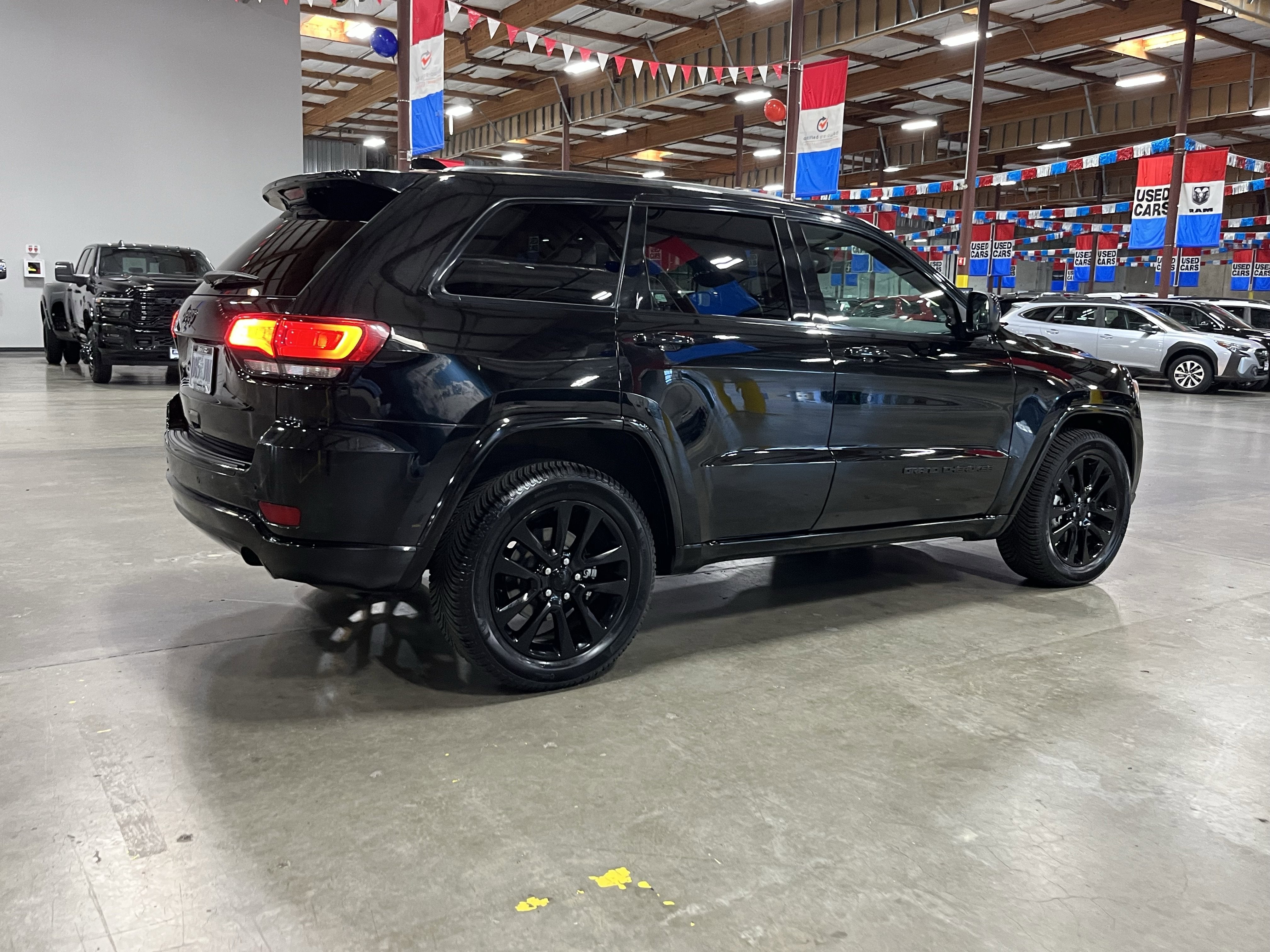 2017 Jeep Grand Cherokee Altitude