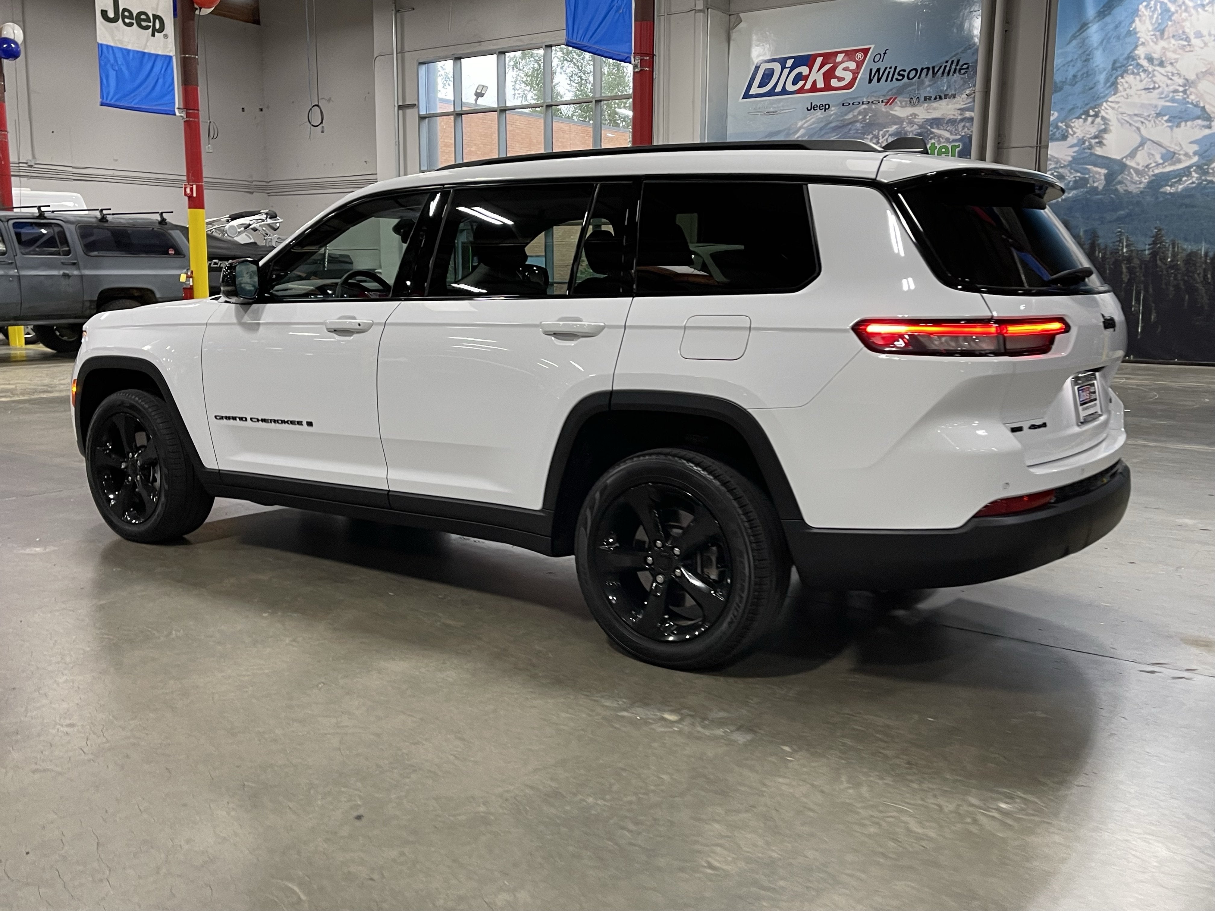 2023 Jeep Grand Cherokee L Limited