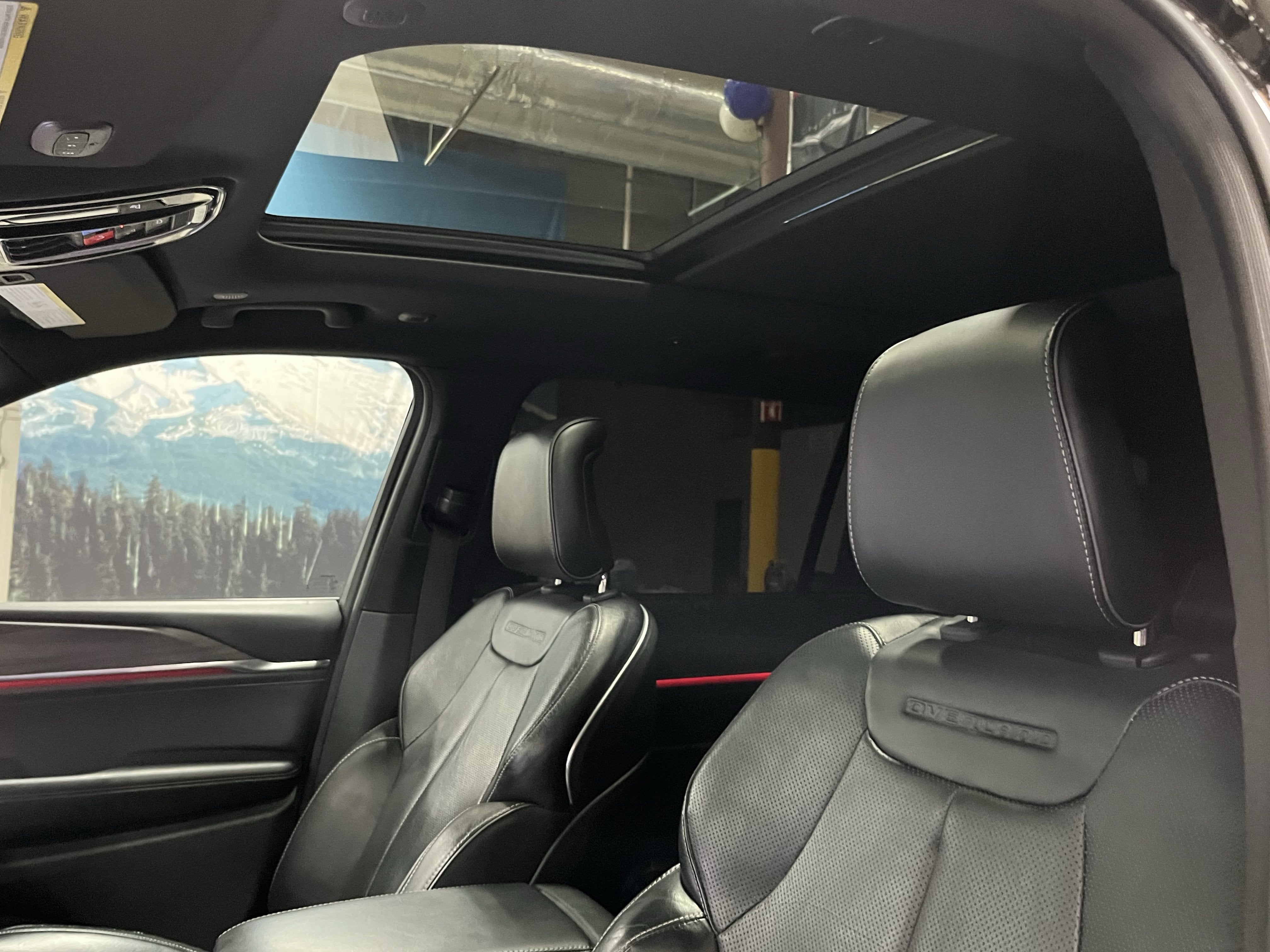 2022 Jeep Grand Cherokee L Overland