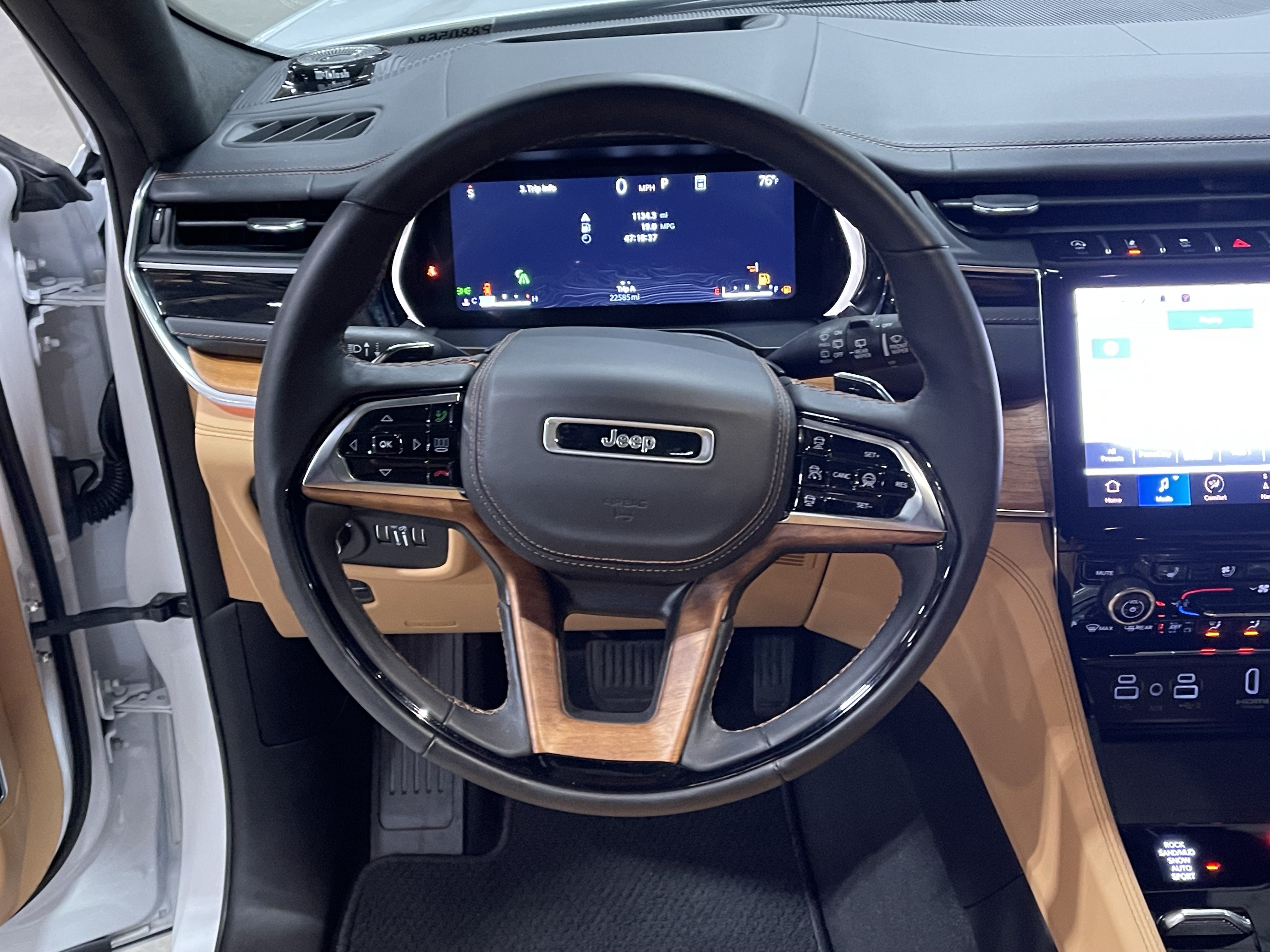 2023 Jeep Grand Cherokee L Summit