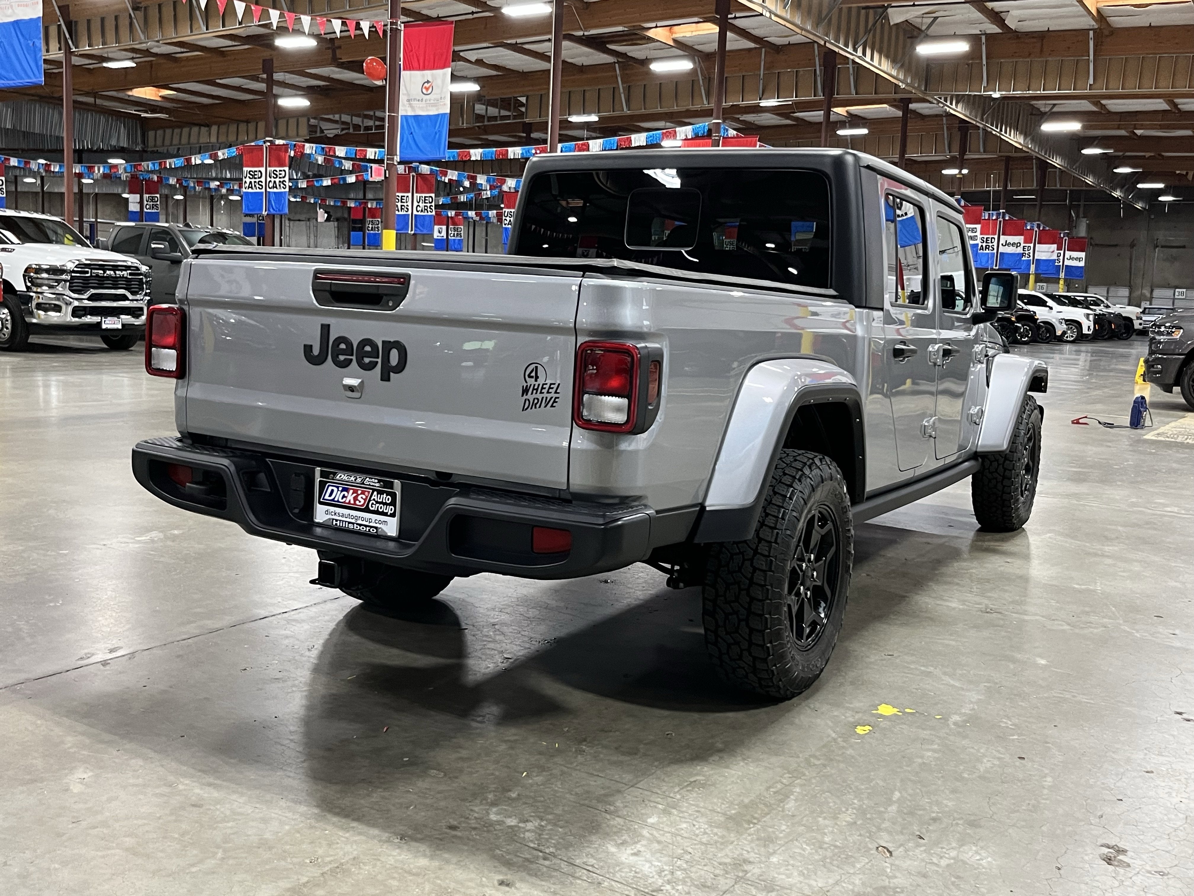 2021 Jeep Gladiator Willys