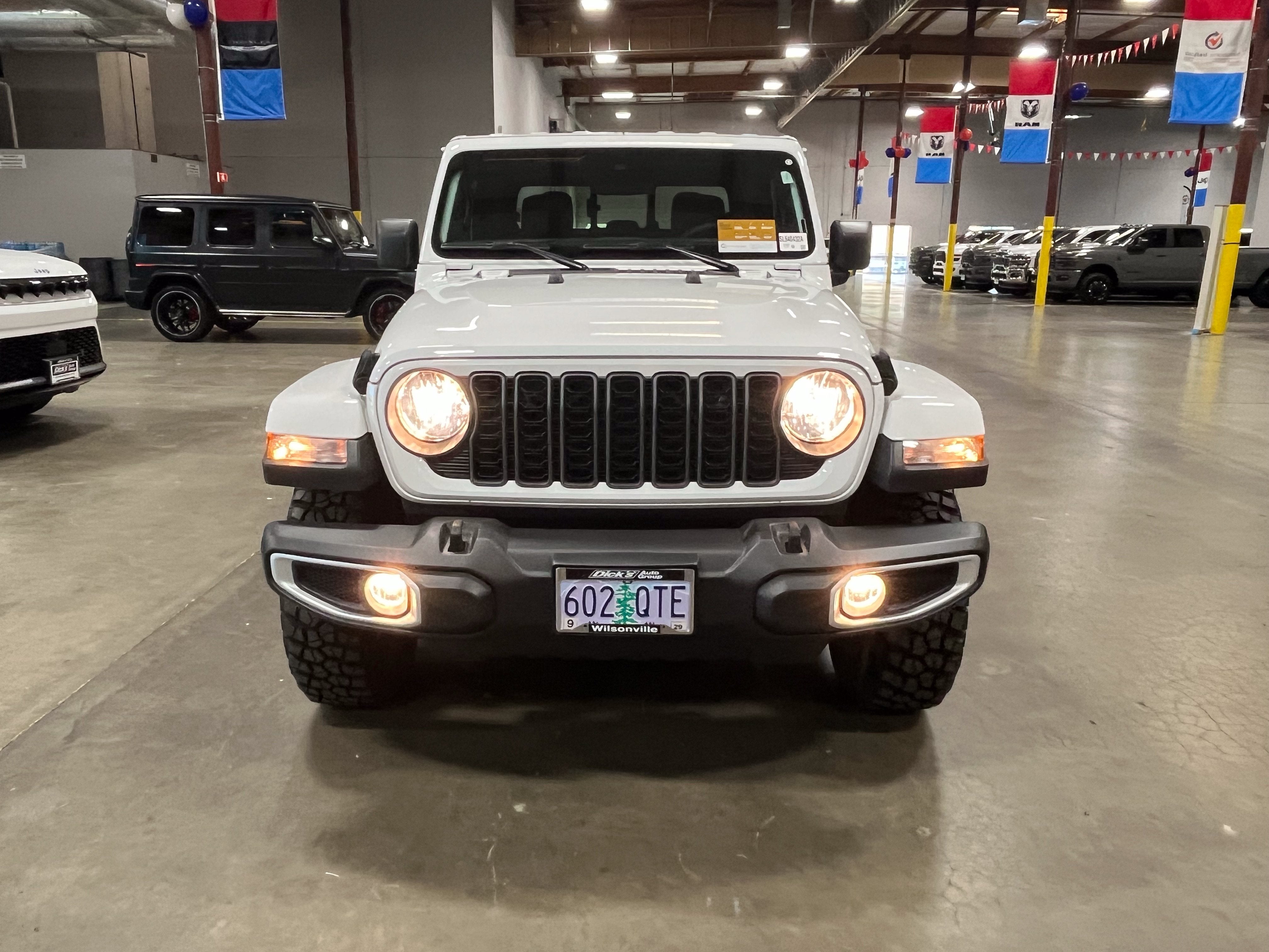 2025 Jeep Gladiator High Tide