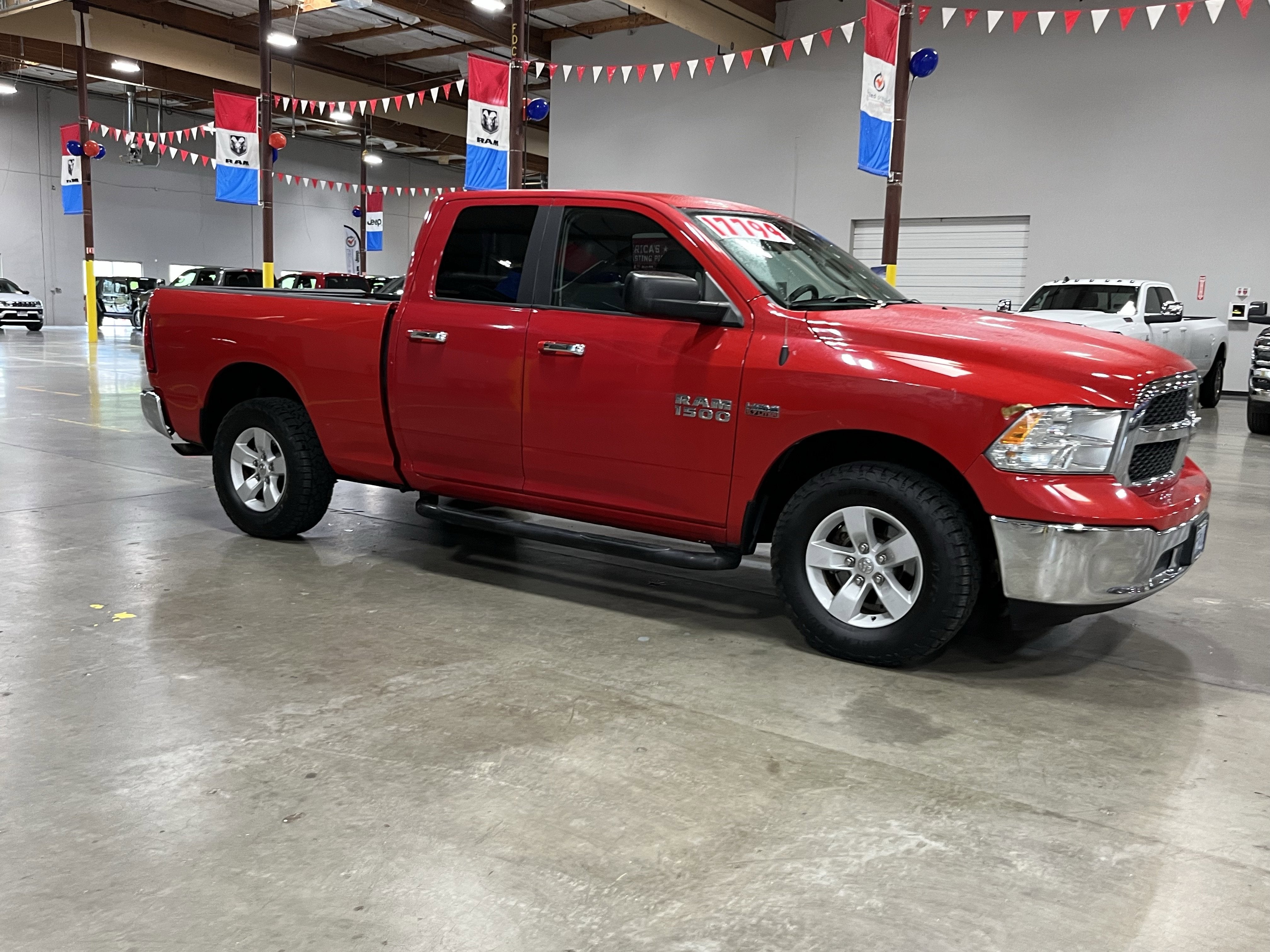 2016 RAM 1500 SLT