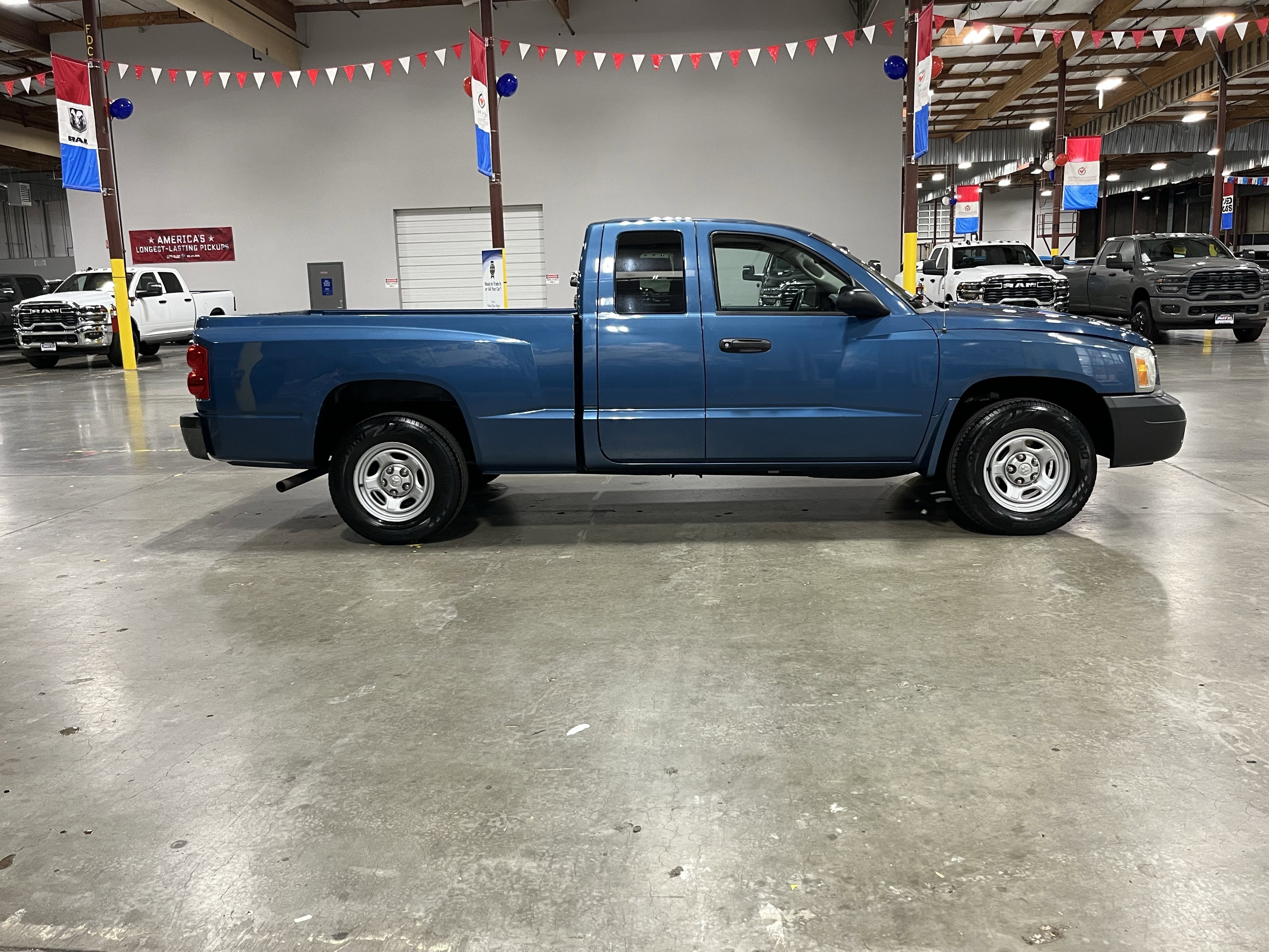 2006 Dodge Dakota ST