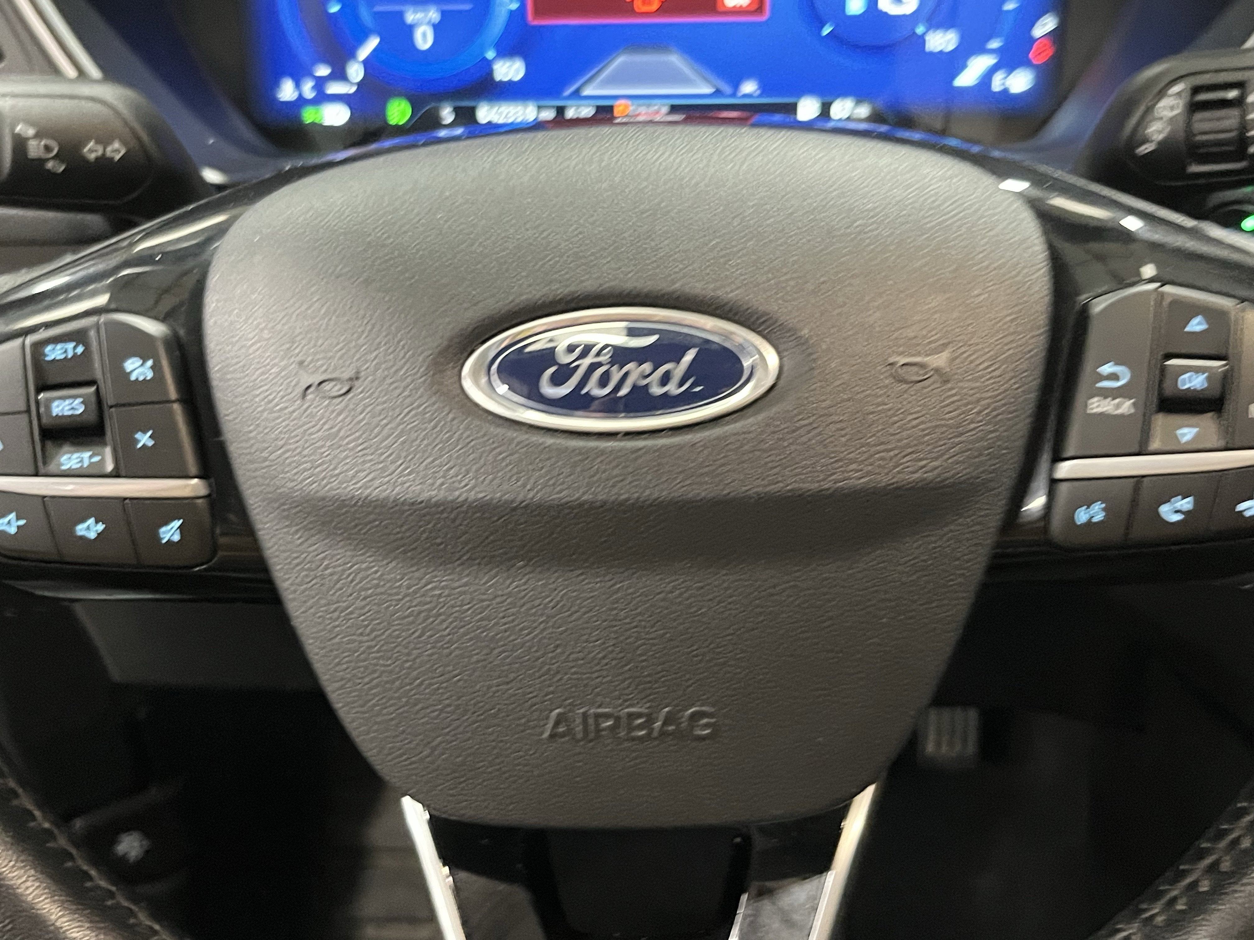2021 Ford Escape Hybrid Titanium