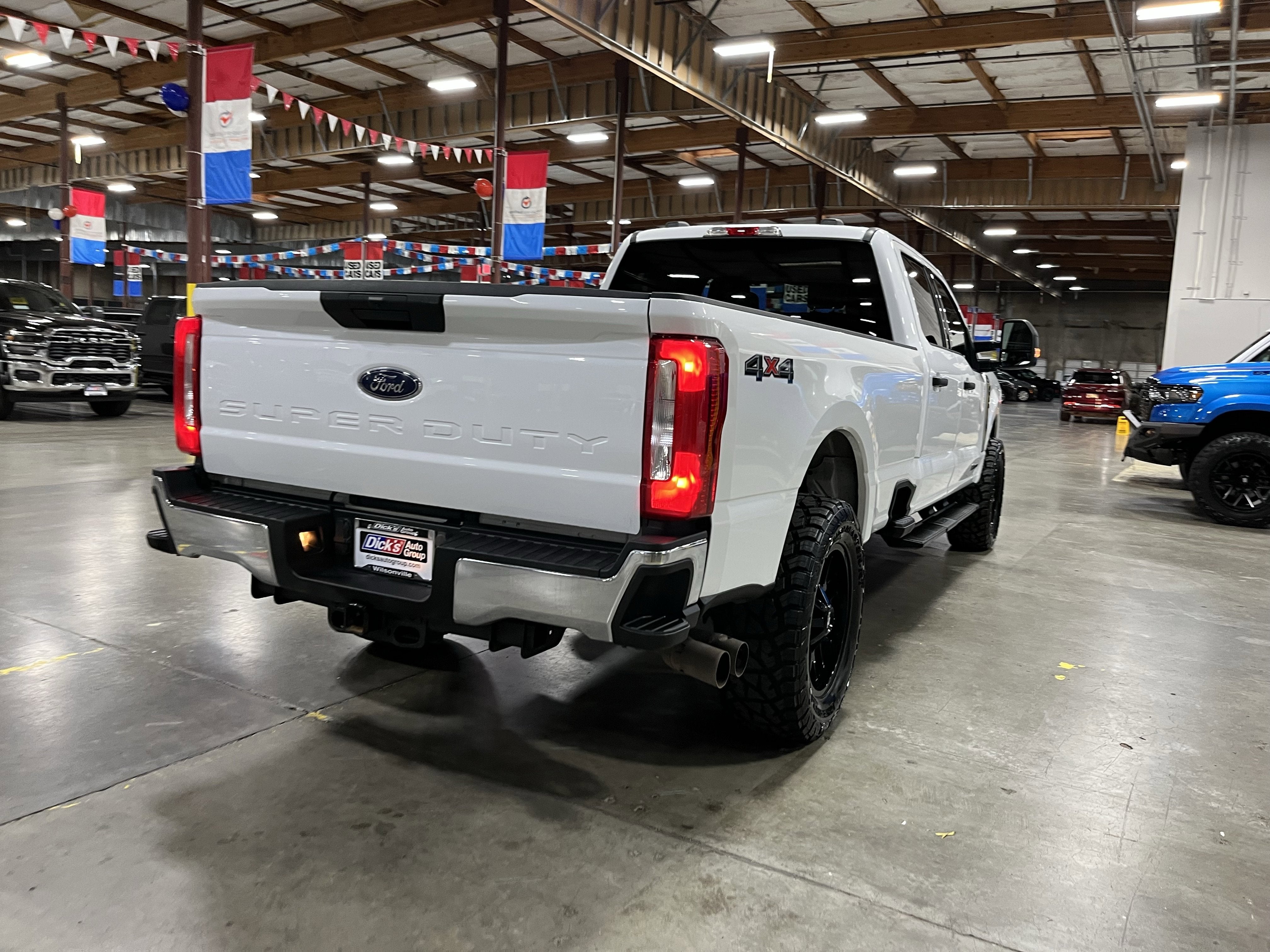 2023 Ford F-350SD XLT