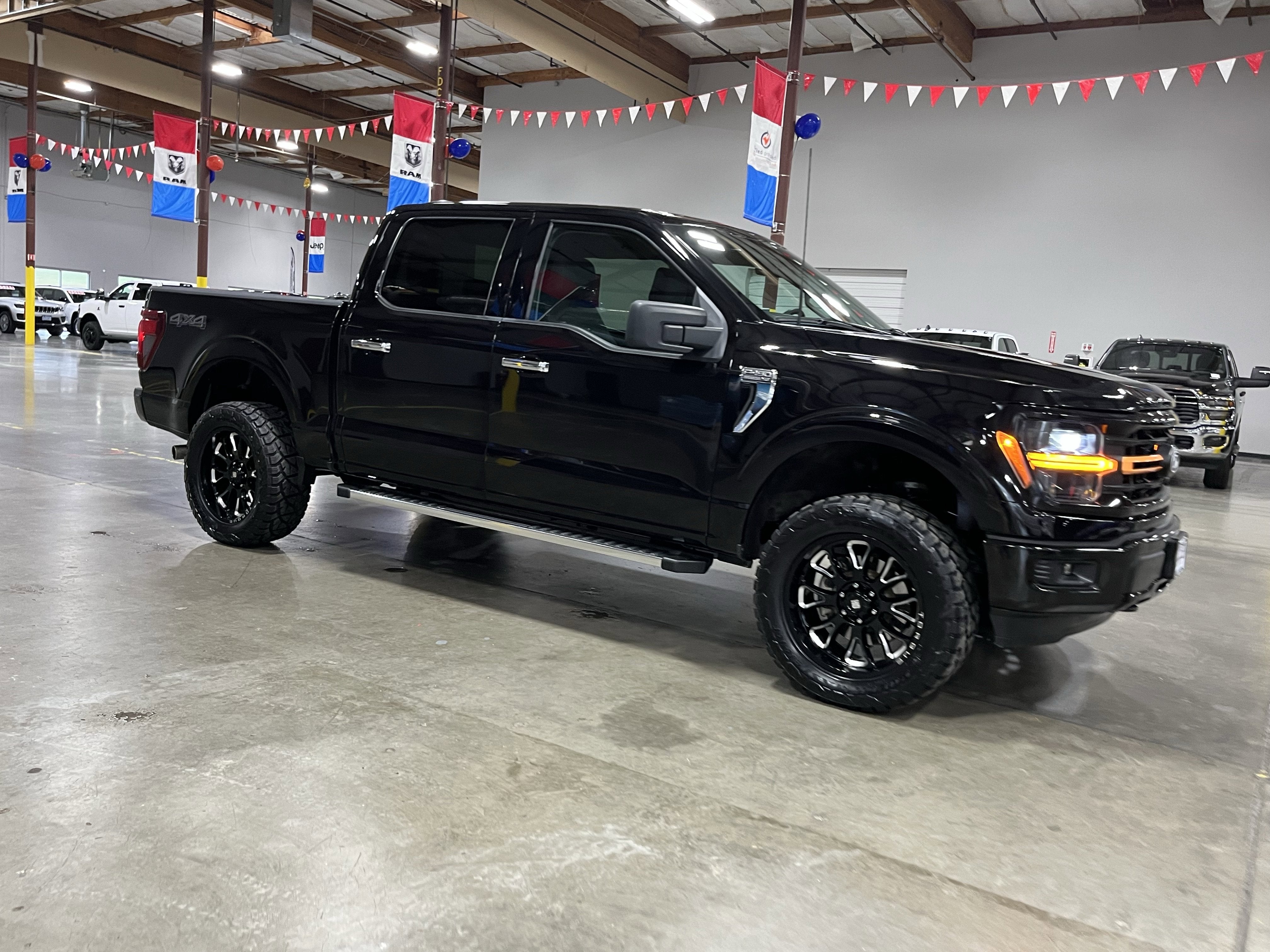 2025 Ford F-150 XLT
