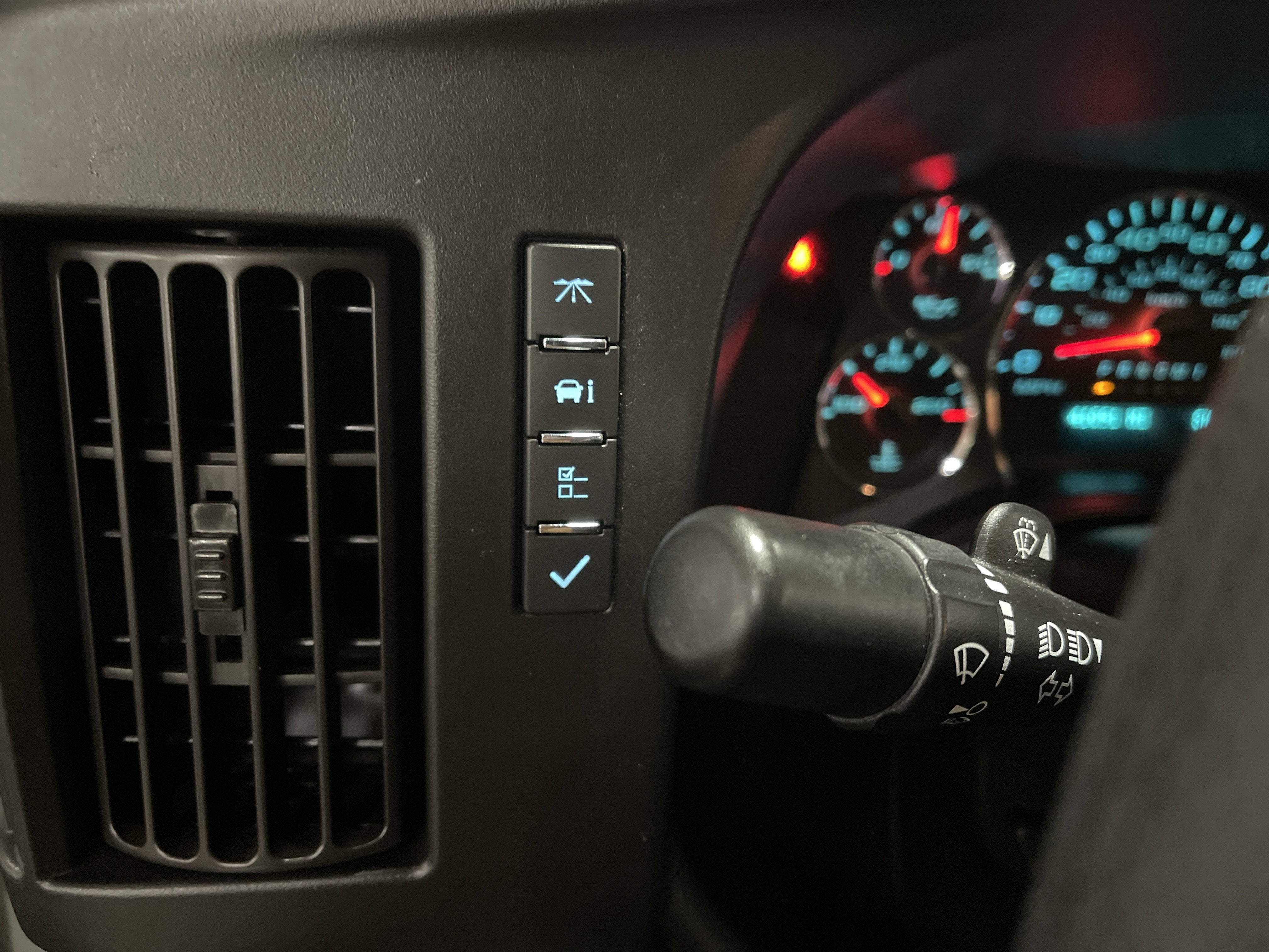 2023 Chevrolet Express 3500 LS