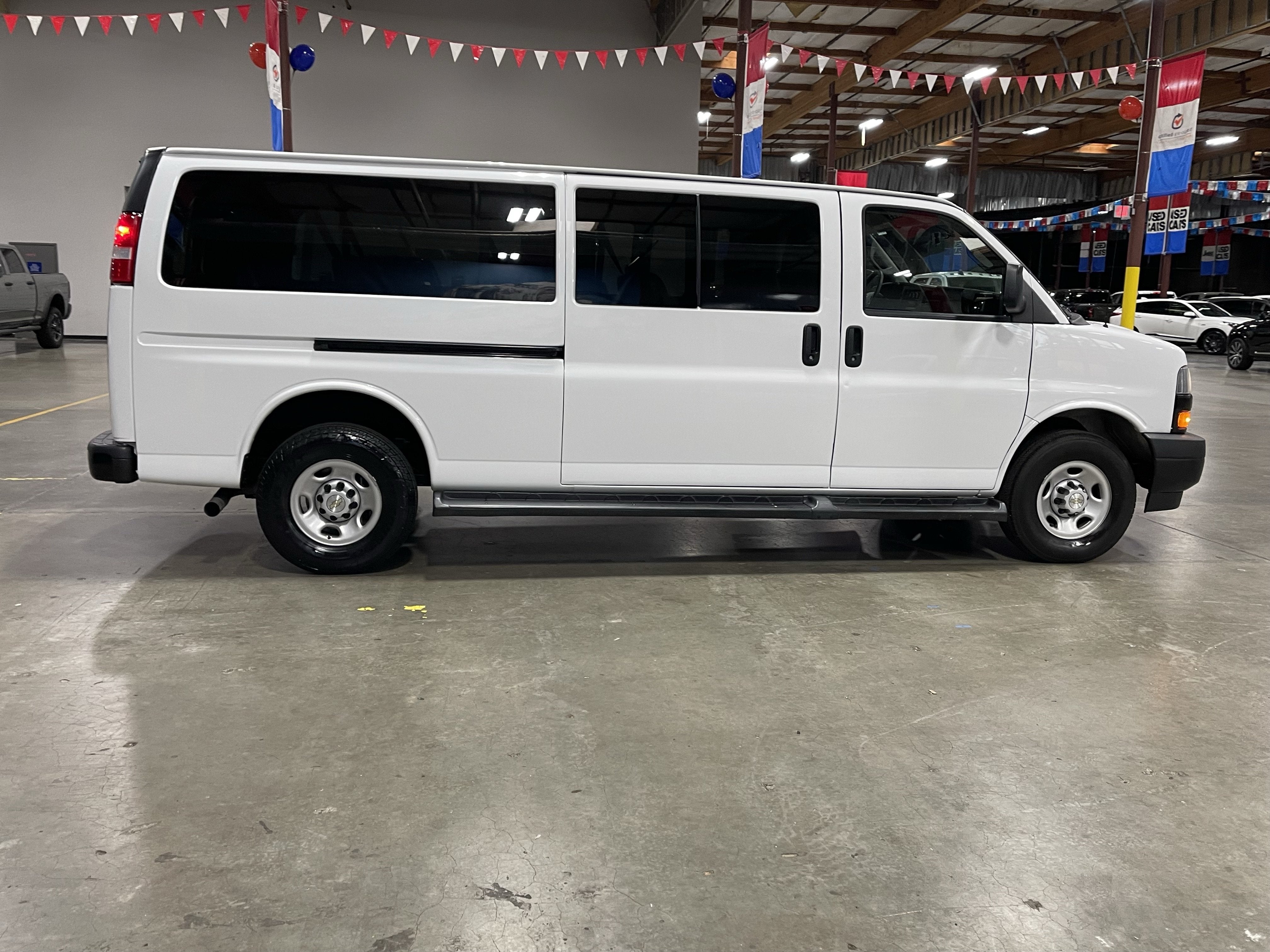 2023 Chevrolet Express 3500 LS